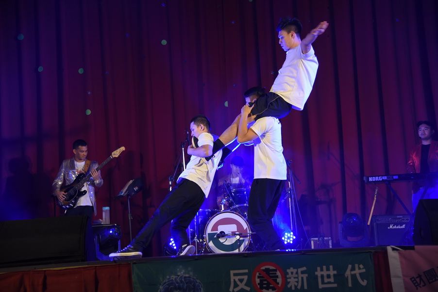 相關圖片3-地檢署草屯校園反毒 替代役演出精采吸睛