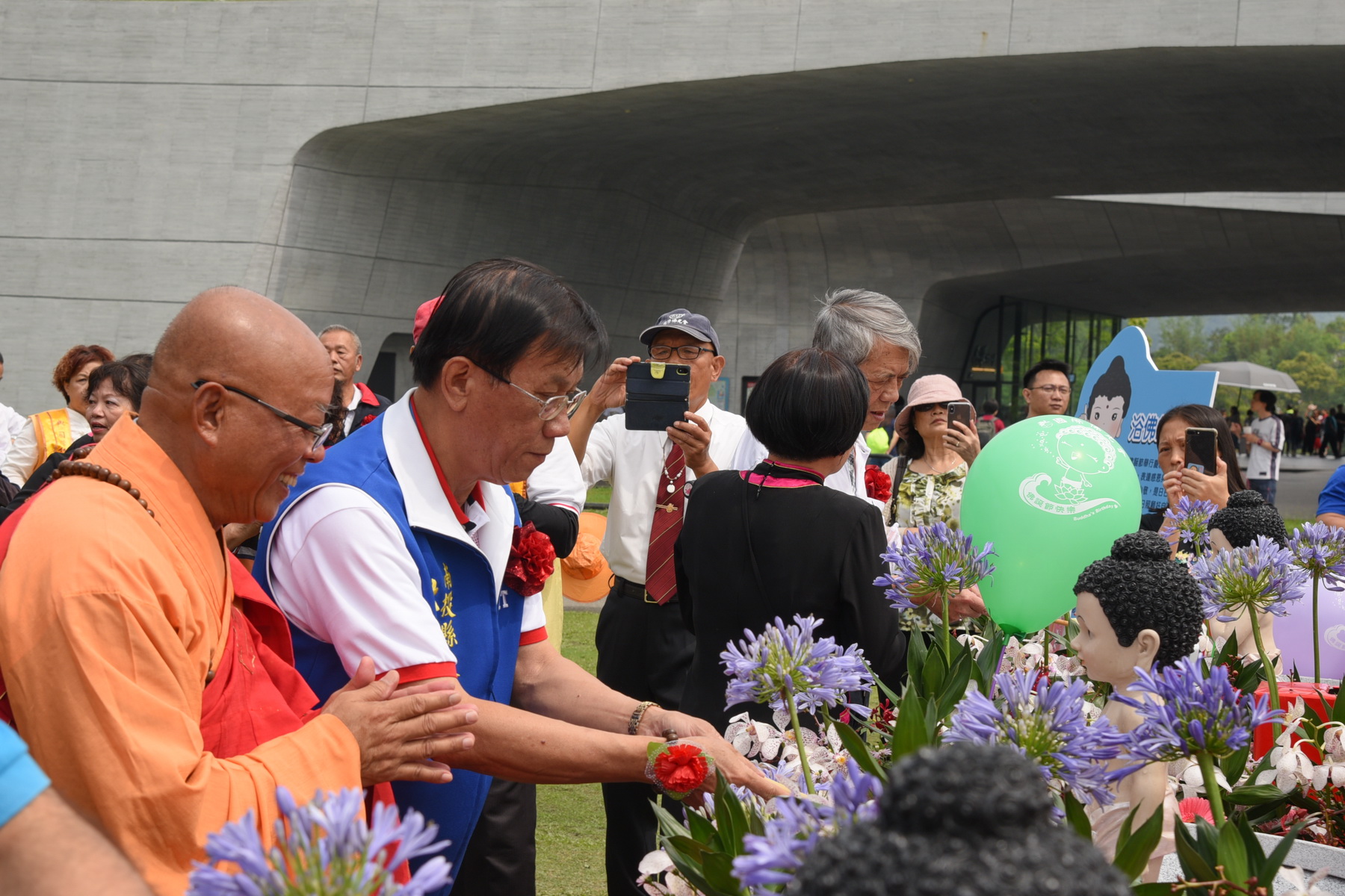 圖片-清德寺辦浴佛活動　 林縣長祈願南投幸福