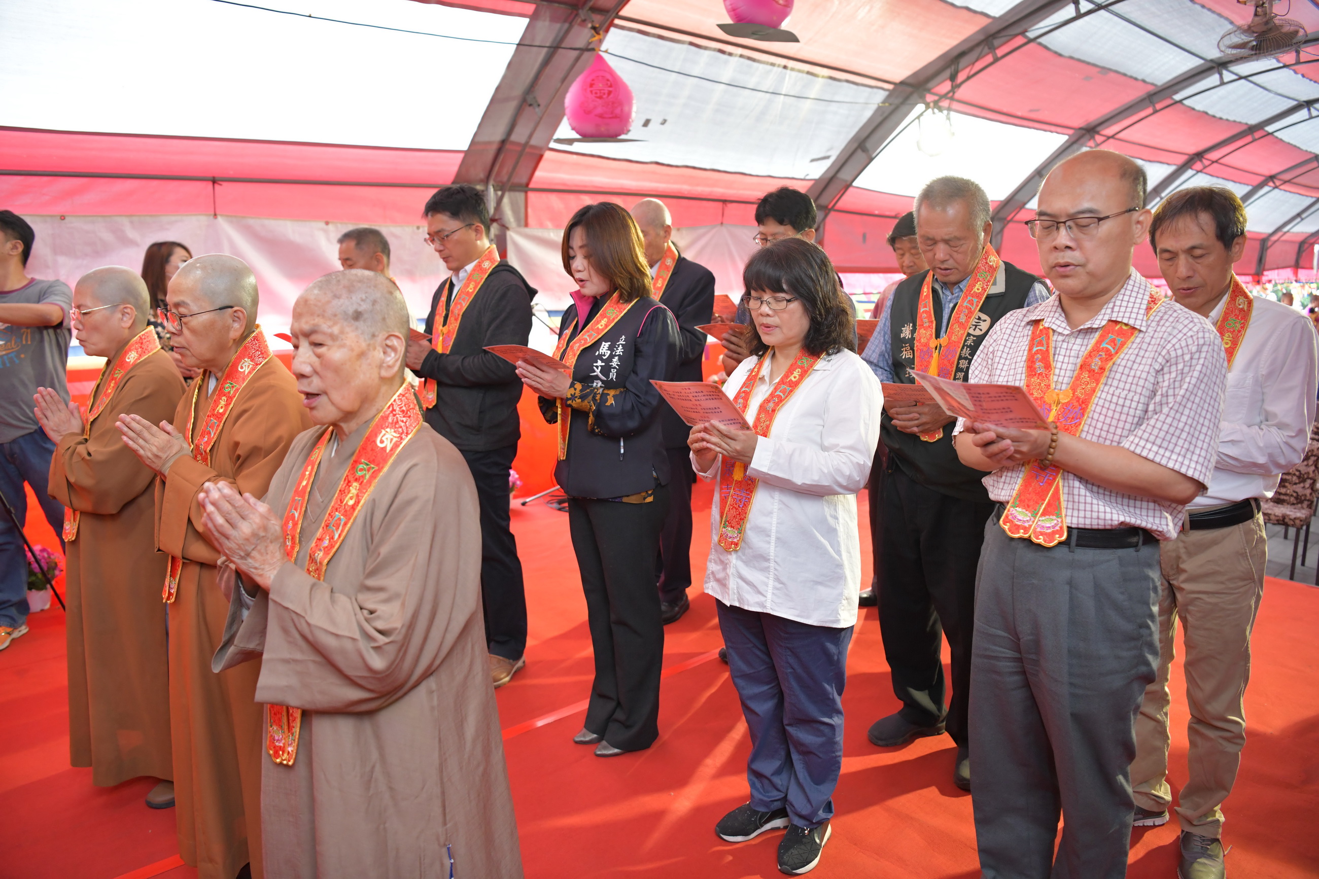 相關圖片2-妙泉寺浴佛大典 林縣長肯定教育奉獻
