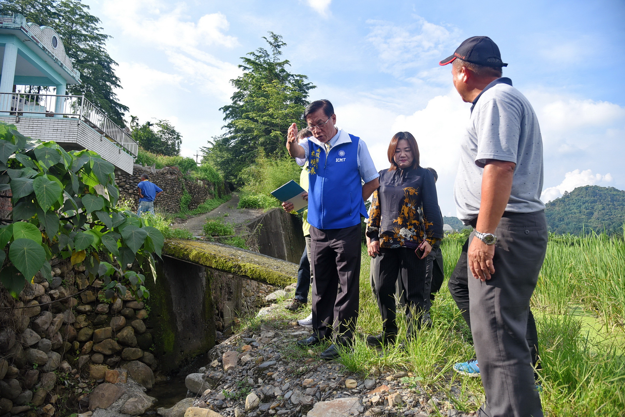 相關圖片4-國姓農路及埔里野溪護岸有安全之虞 林縣長指示發包改善