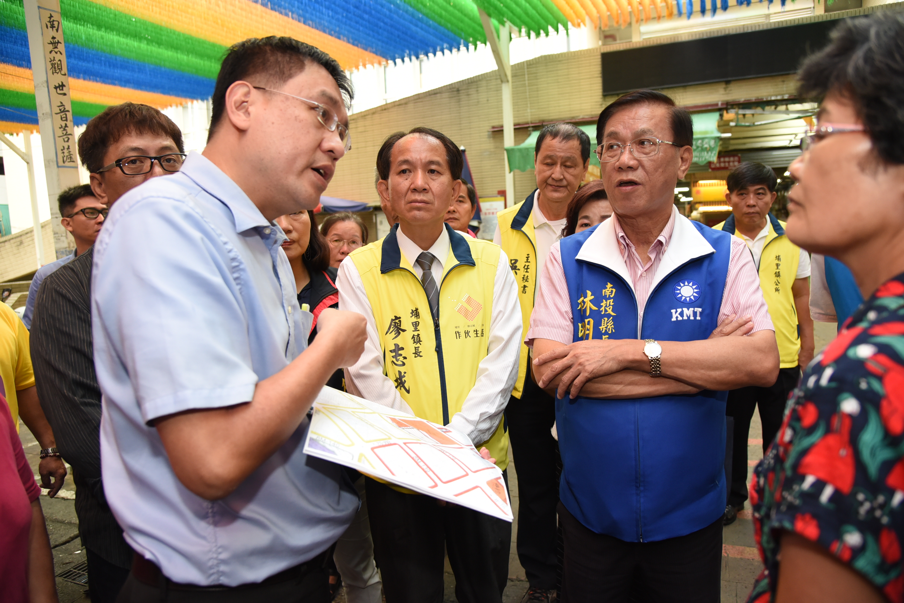 圖片-埔里鎮第三市場大火   林明溱縣長前往關心