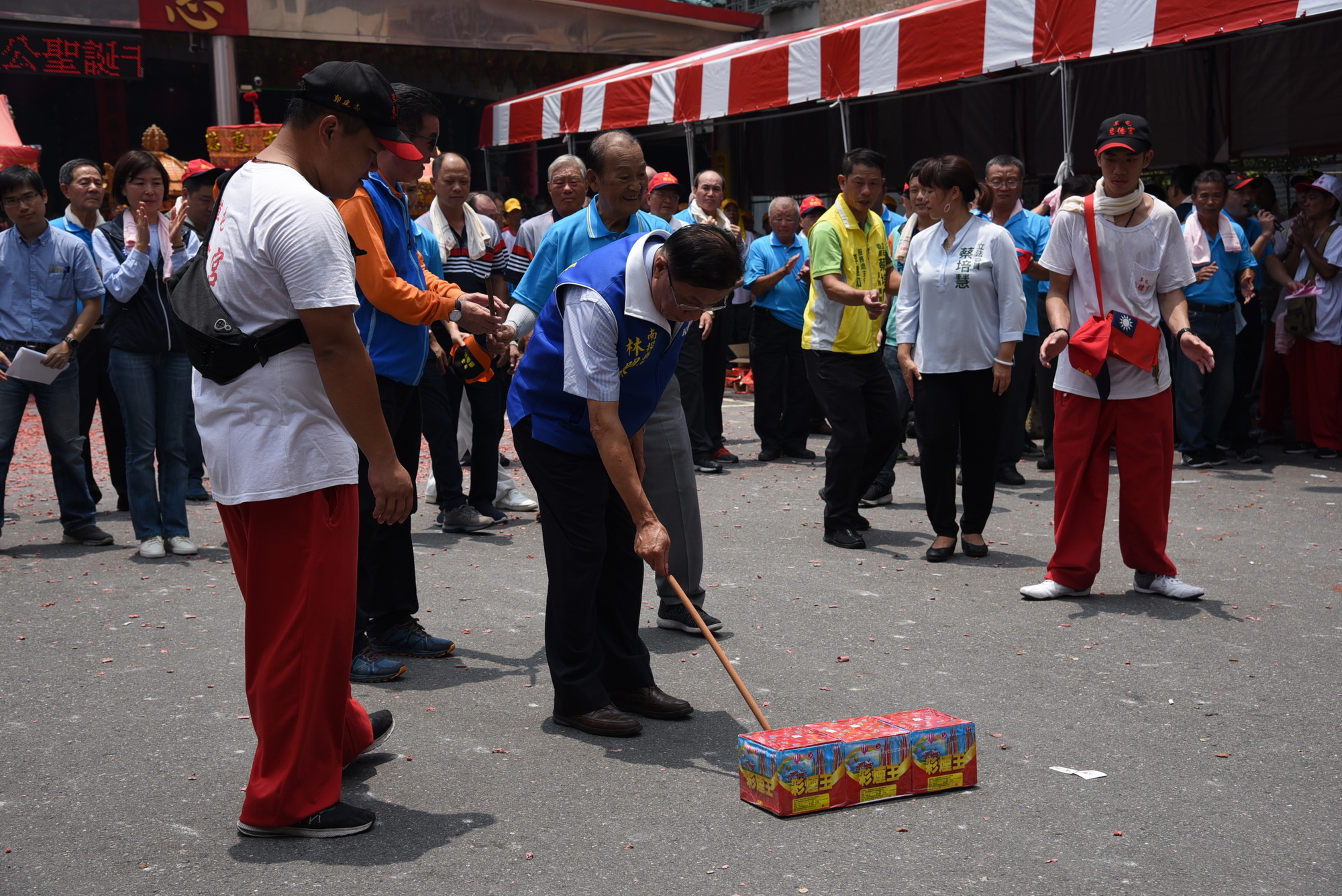 相關圖片2-草屯惠德宮城隍遶境 縣府配合宣導反毒