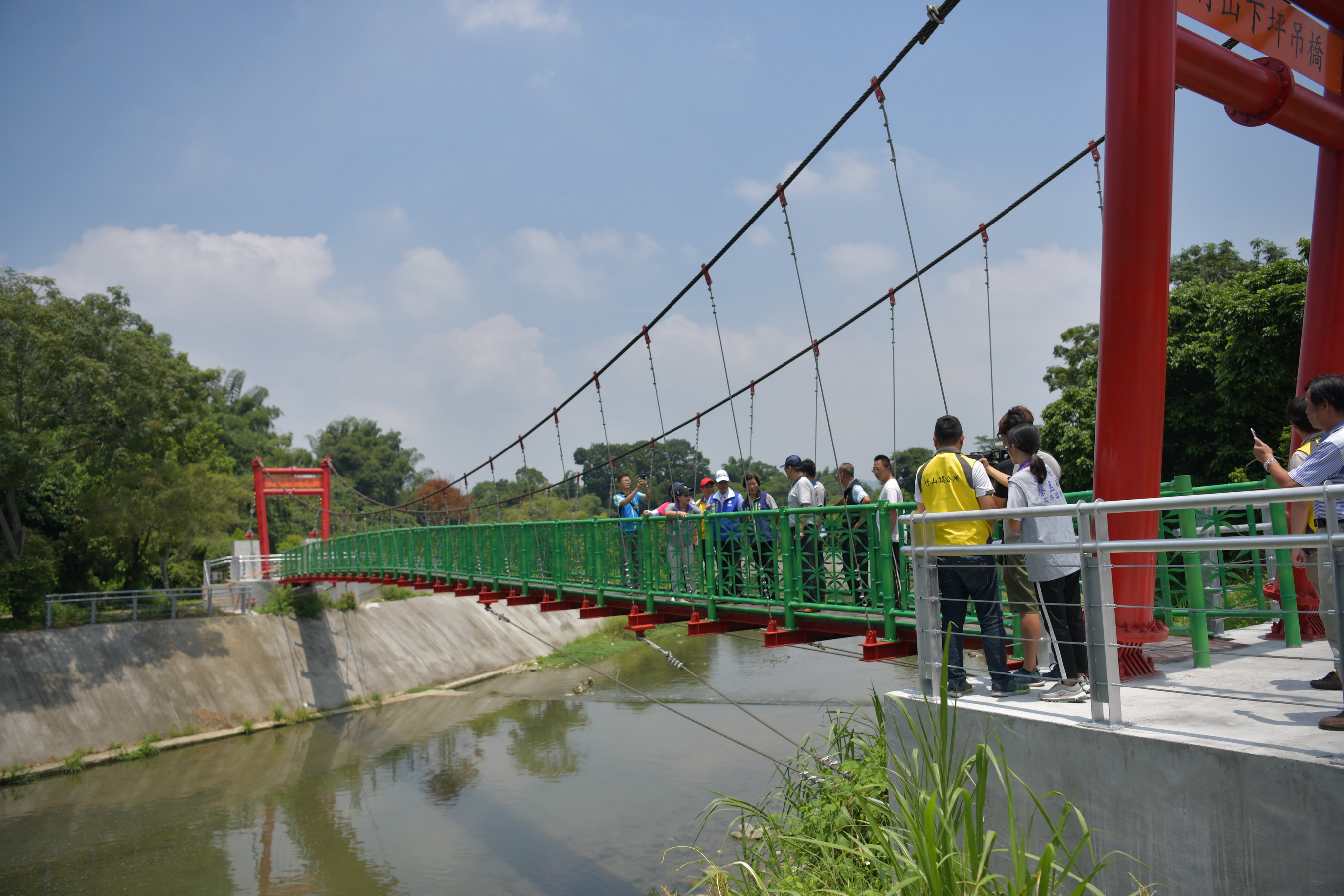 相關圖片1-竹山下坪吊橋重建後煥然一新　周邊護岸也將加強