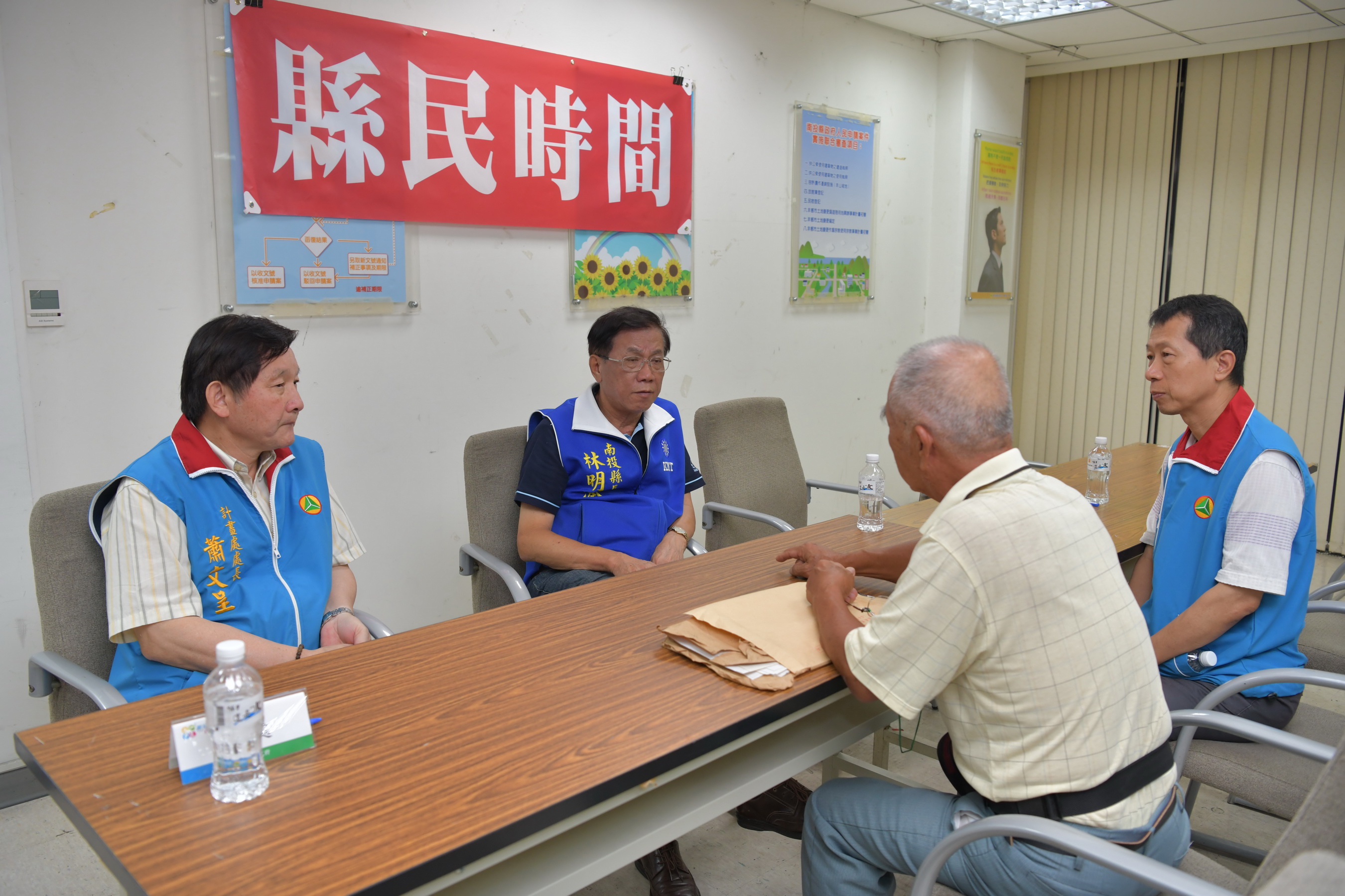 相關圖片2-林縣長縣民時間聽民意　幫助身障學生交通問題