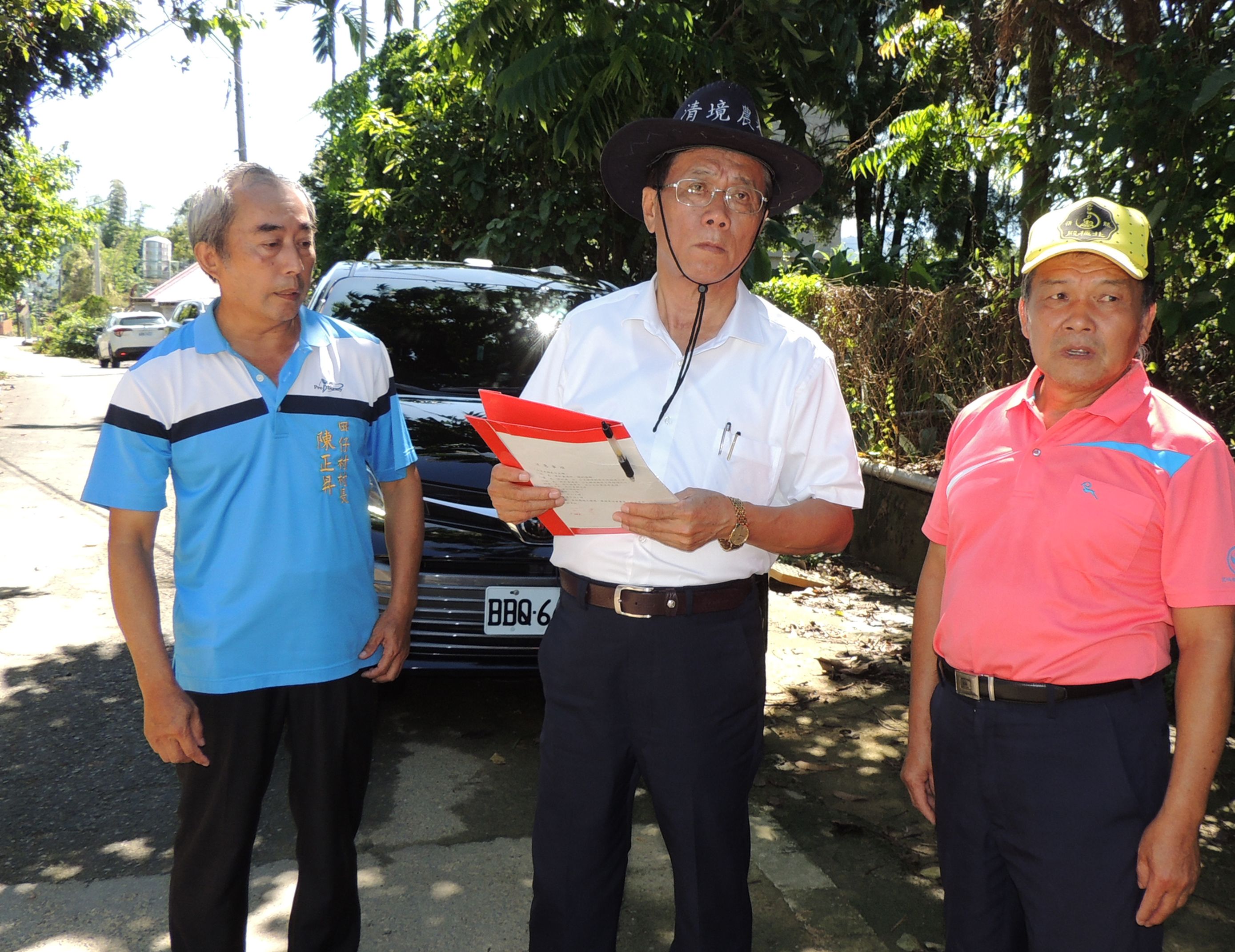 相關圖片2-名間兩路會車危險、排水不良 林縣長會勘改善