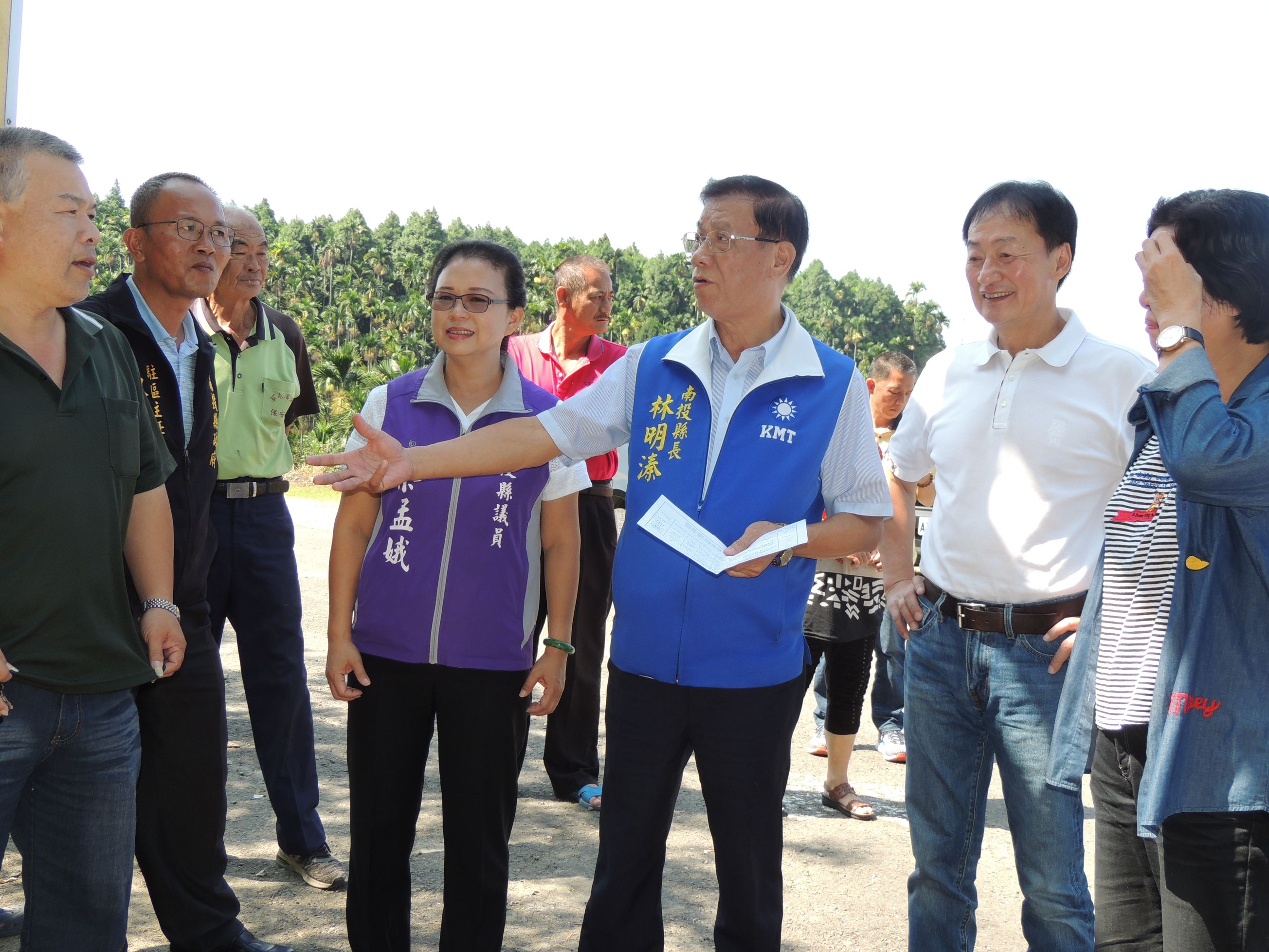 相關圖片1-路平有譜 林縣長實勘竹山等四鄉鎮 核定千萬改善路面