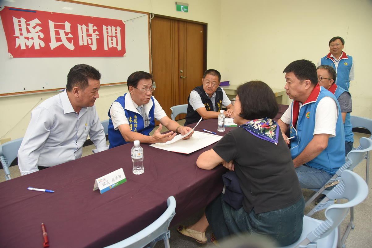 相關圖片2-草屯加老重劃區路窄溝深 林縣長指示研議改善