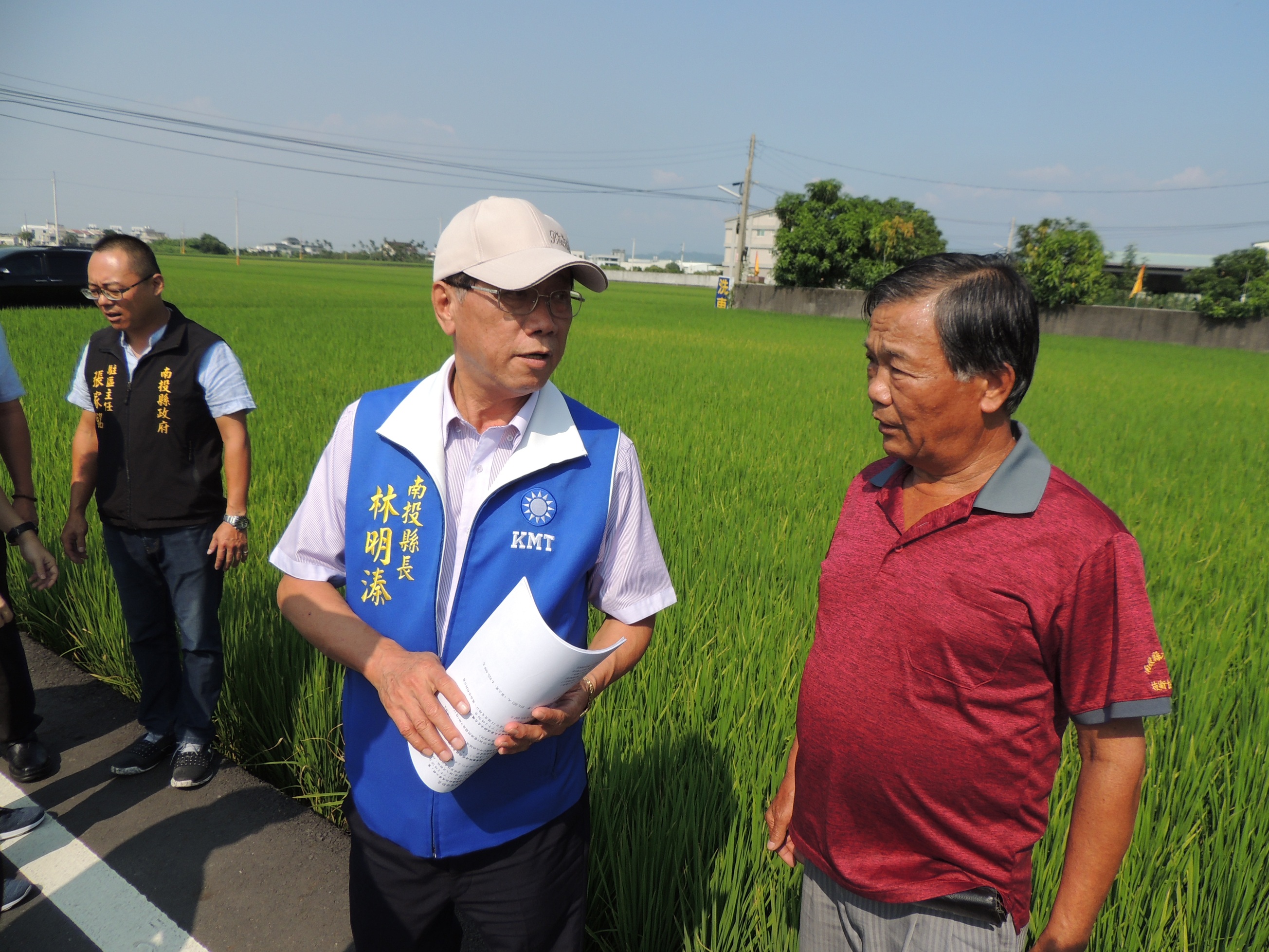 相關圖片1-路窄、隧道漆黑、野溪缺護岸待改善  縣長聽到也做到