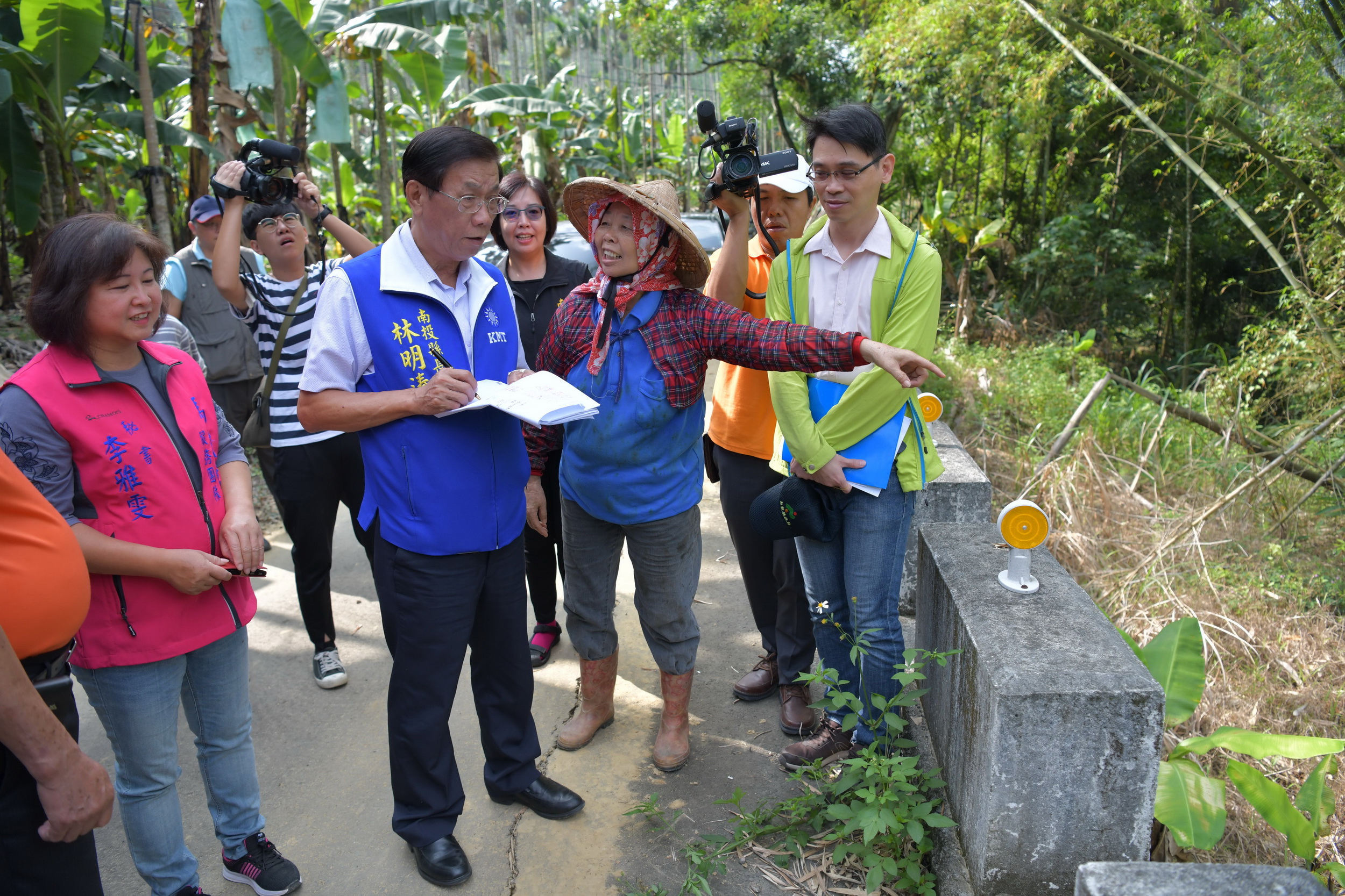 相關圖片2-縣府將花費470萬元　修繕中寮鄉道農路及排水