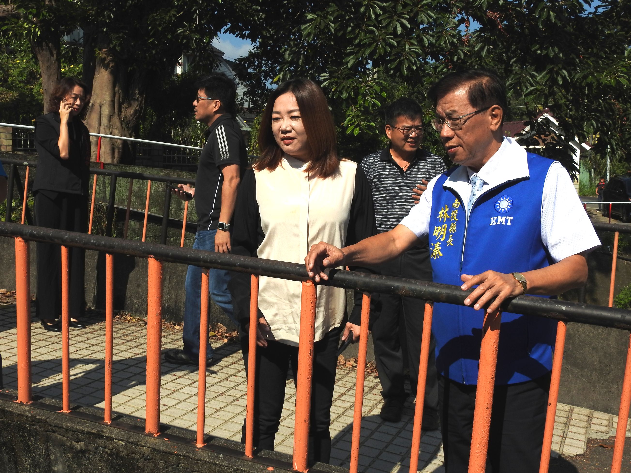 圖片-埔里白葉坑排水砌石護岸老舊危險 林縣長會勘改善還加碼