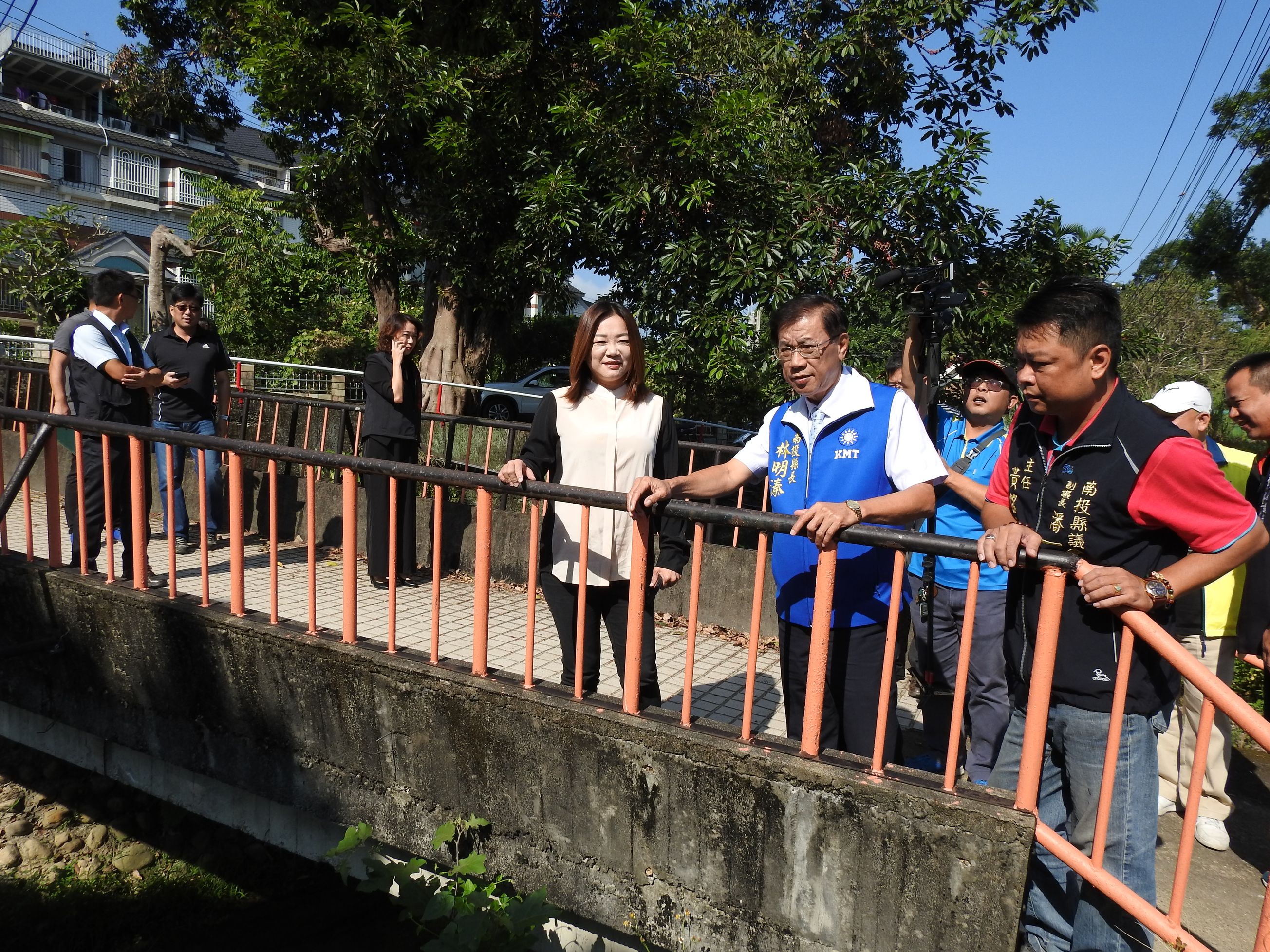 相關圖片1-埔里白葉坑排水砌石護岸老舊危險 林縣長會勘改善還加碼