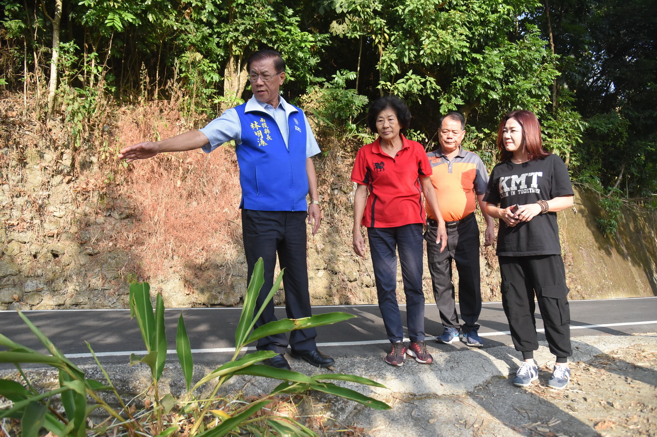 相關圖片1-中寮2老舊破損危險 林縣長指示發包改善