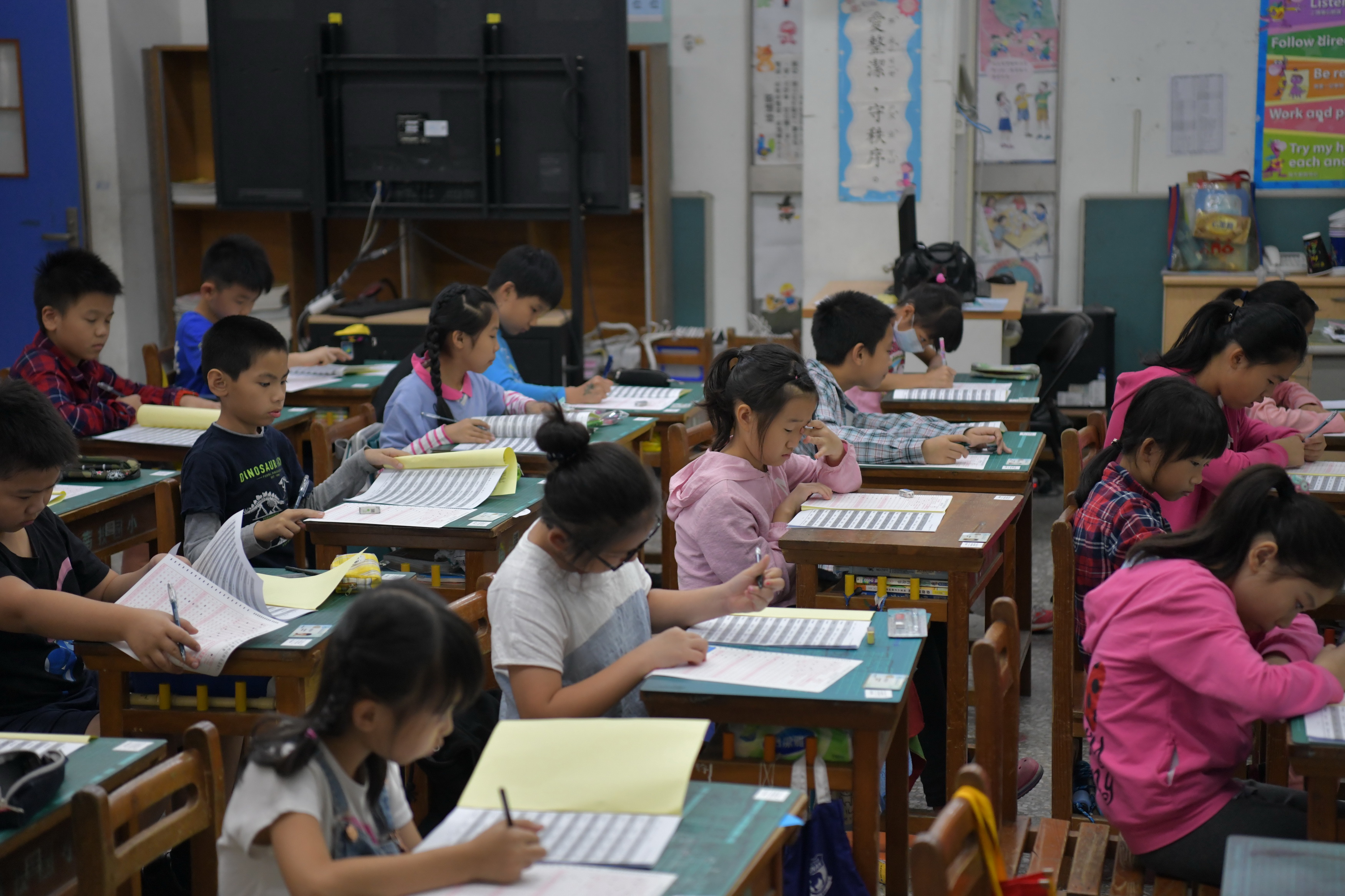 相關圖片1-縣長盃英語單字賽獲縣議會肯定 增獎勵擴大續辦