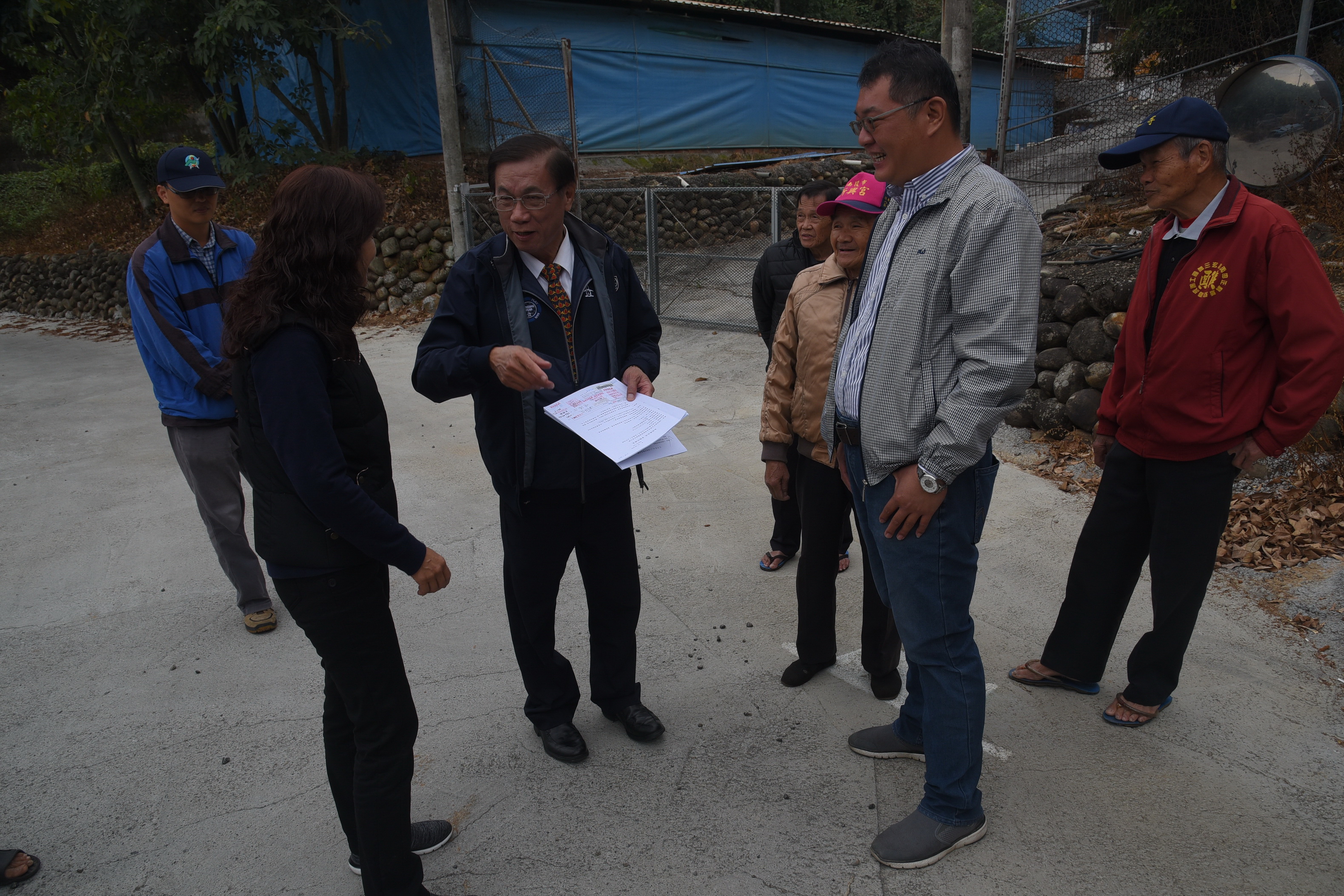 相關圖片3-南投市多處巷道、農路老舊失修 林縣長會勘指示改善