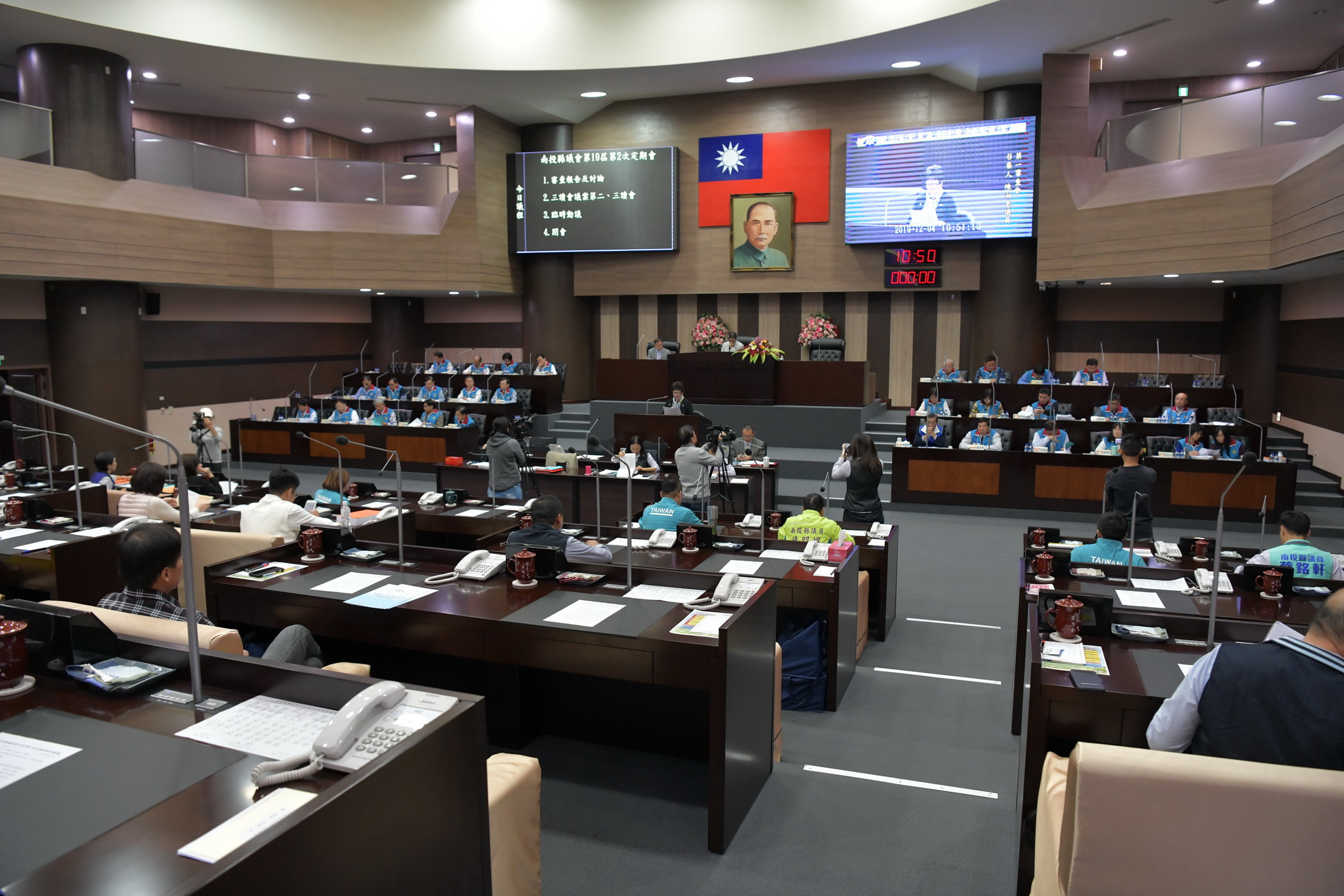 相關圖片3-澳洲伊普斯威奇市議長拜訪府會首長