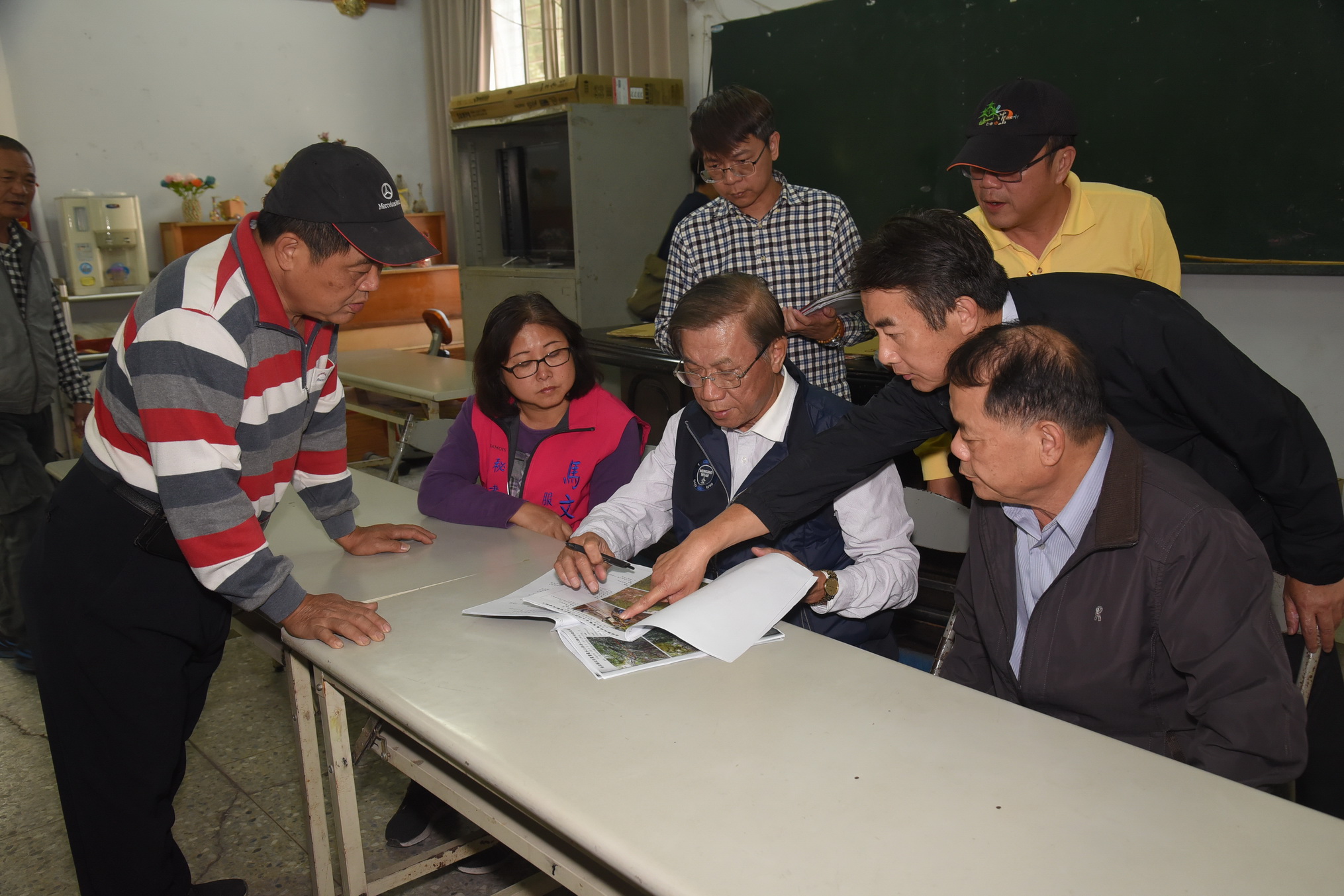 相關圖片3-中寮鄉4村8處野溪、排水有安全之虞 林縣長會勘改善