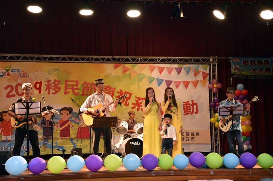 other image1-Nantou County Government celebrated the International Migrants Day. Multicultural dances and cuisine warmed people’s hearts
