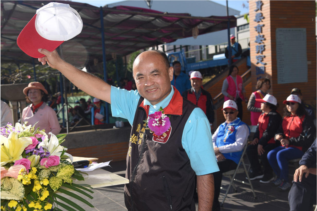 other image3-Nantou Laborers’ Sports Day launched. Magistrate Lin encouraged people to exercise more for health and wellbeing.