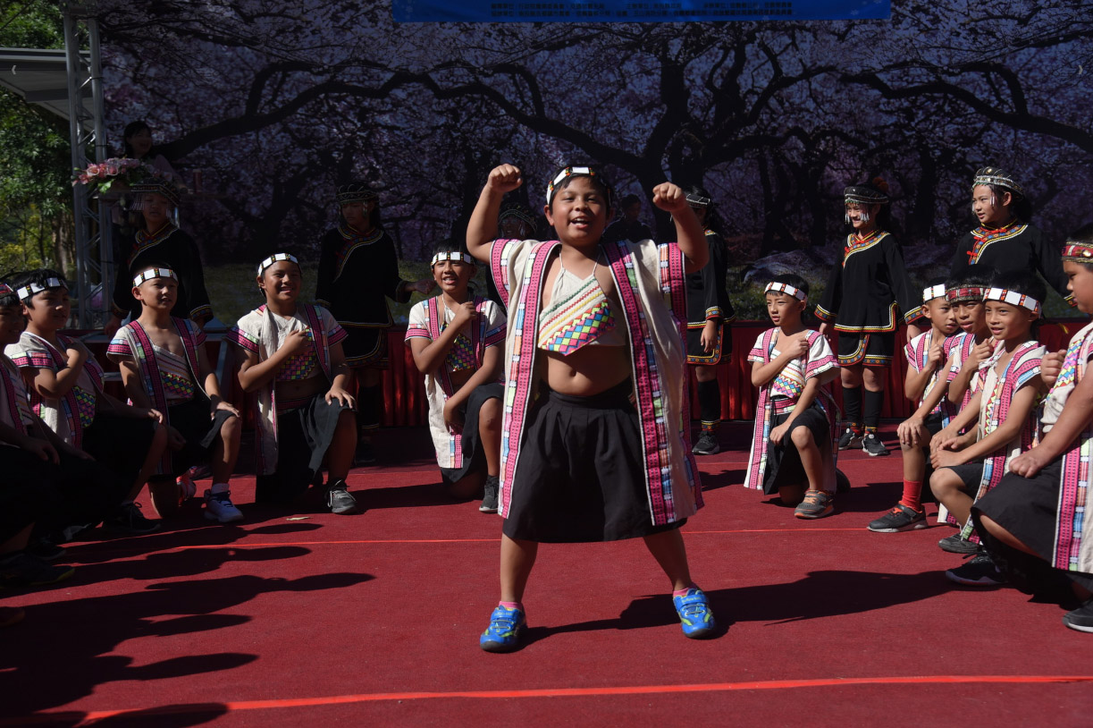 other image3-In Search of Plum Blossom in Xinyi Commenced. 300 people gathering to make pickles was awesome