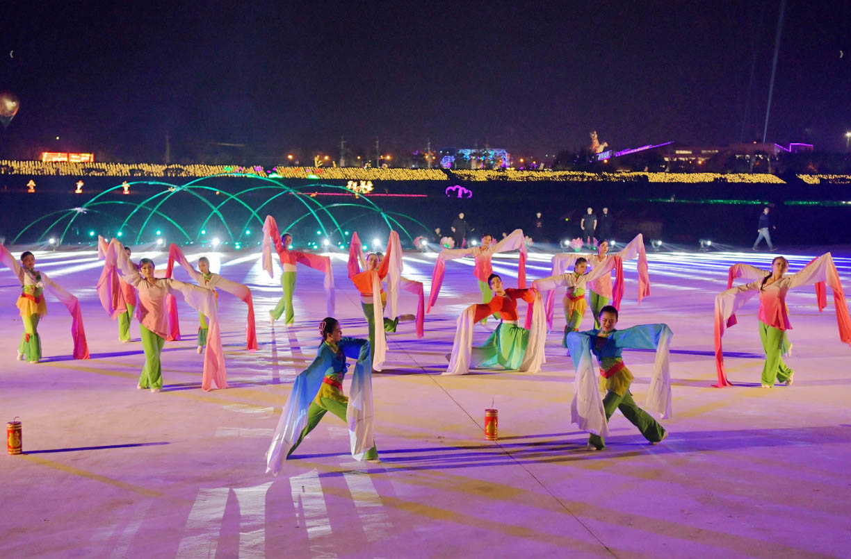 other image2-Exciting drones and fire dance performed in Nantou Lantern Festival (Feb. 3)