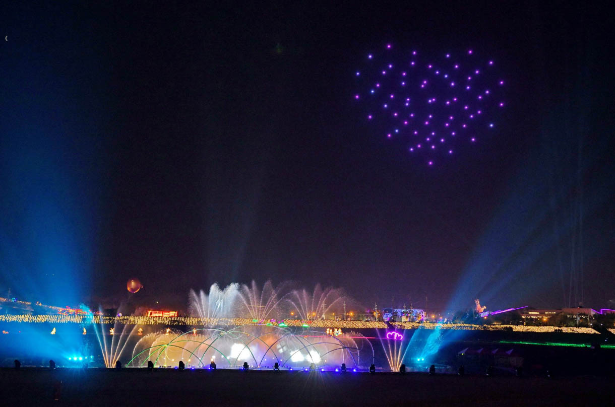 other image4-Exciting drones and fire dance performed in Nantou Lantern Festival (Feb. 3)