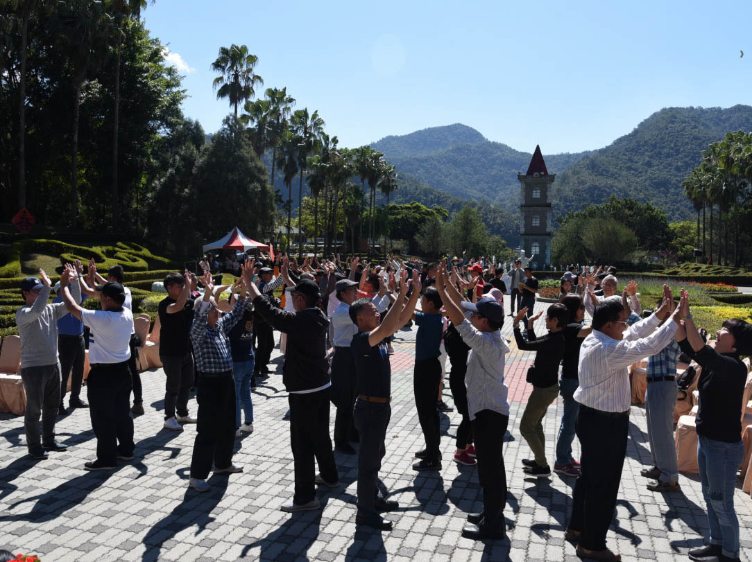other image1-Deep forest breaths for disease prevention – Hiking in Nantou. Magistrate Lin invited people to visit Nantou (Feb. 25)