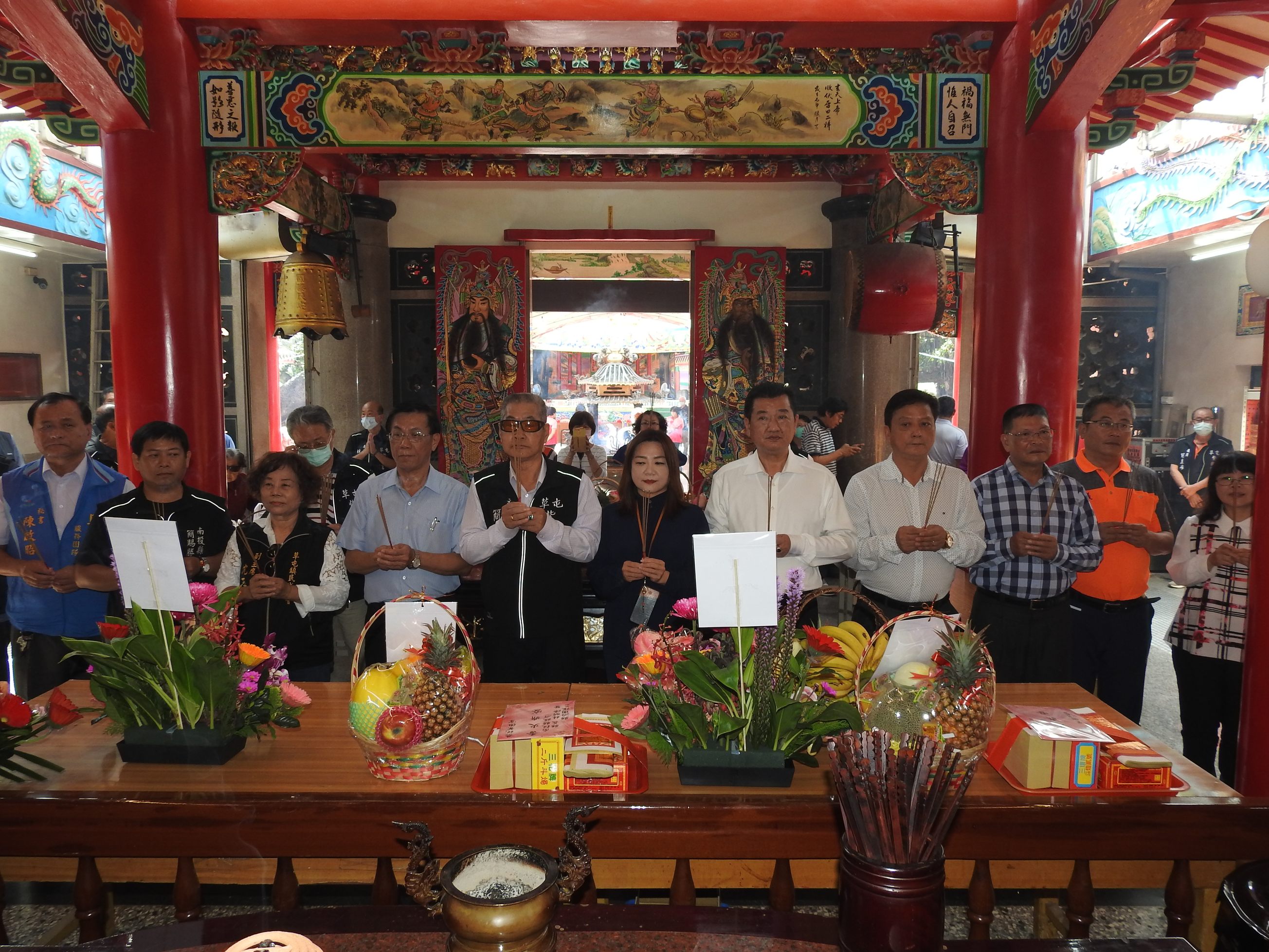 相關圖片4-紫微宮帝爺聖誕廟慶 防疫不聚眾 縣長立委贈匾祝賀