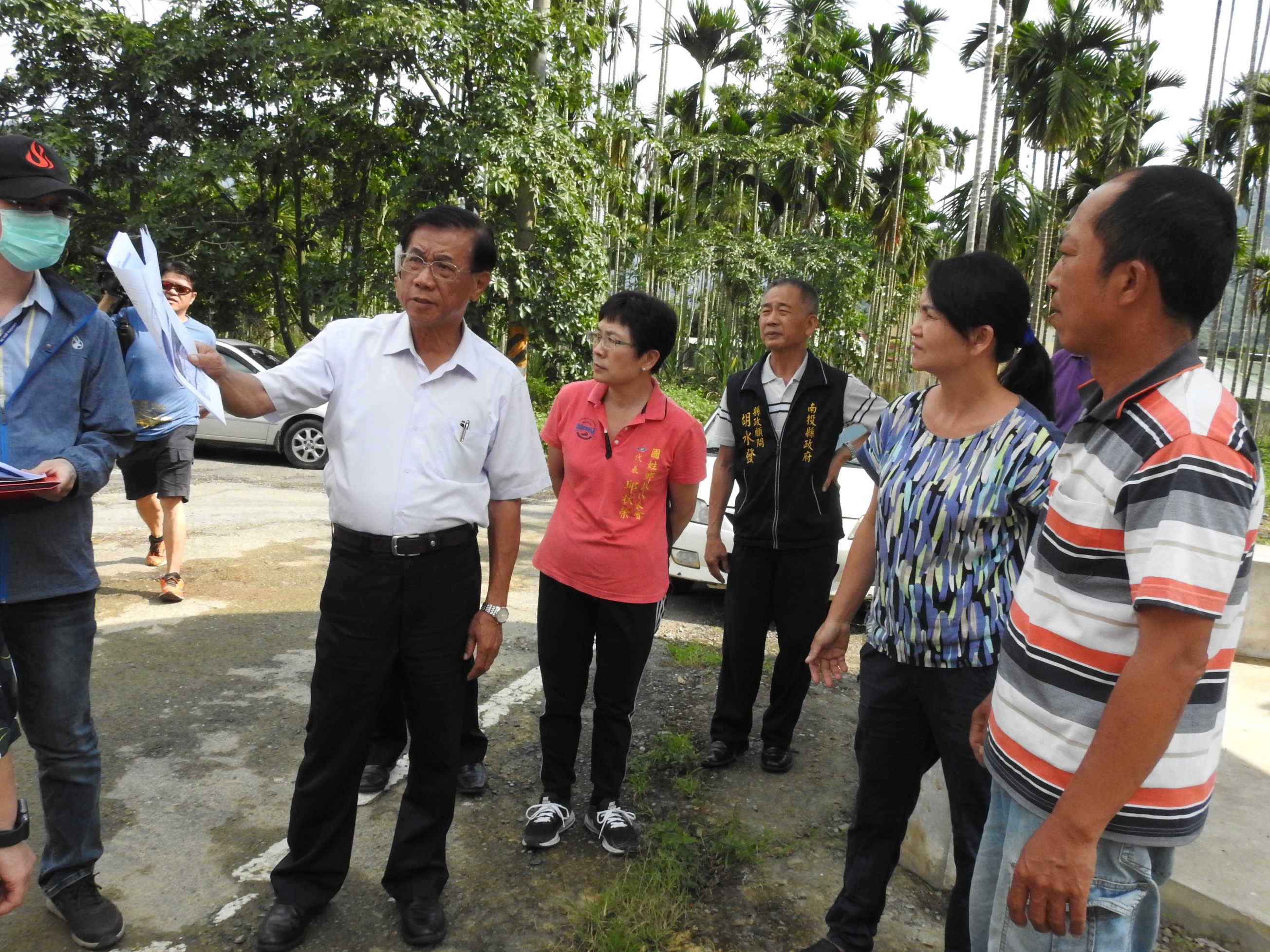 圖片-國姓鄉野溪、道路、廣場待治理整修整闢 縣長會勘有解