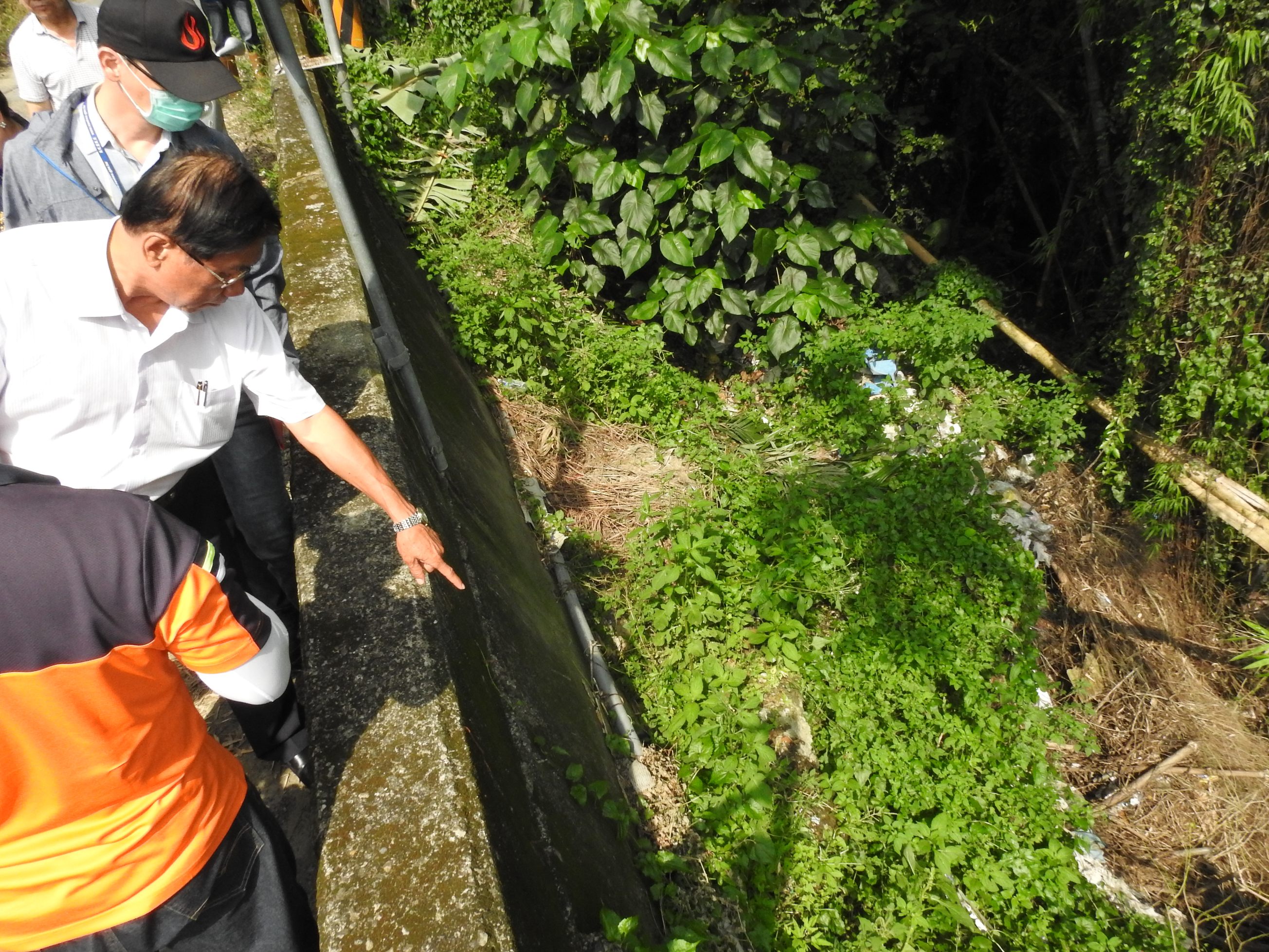 相關圖片1-國姓鄉野溪、道路、廣場待治理整修整闢 縣長會勘有解