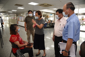 News images-Relief Policy from the Central Government has Tied Local Government Up – Magistrate Lin Suggests Lenient Verification  May 7