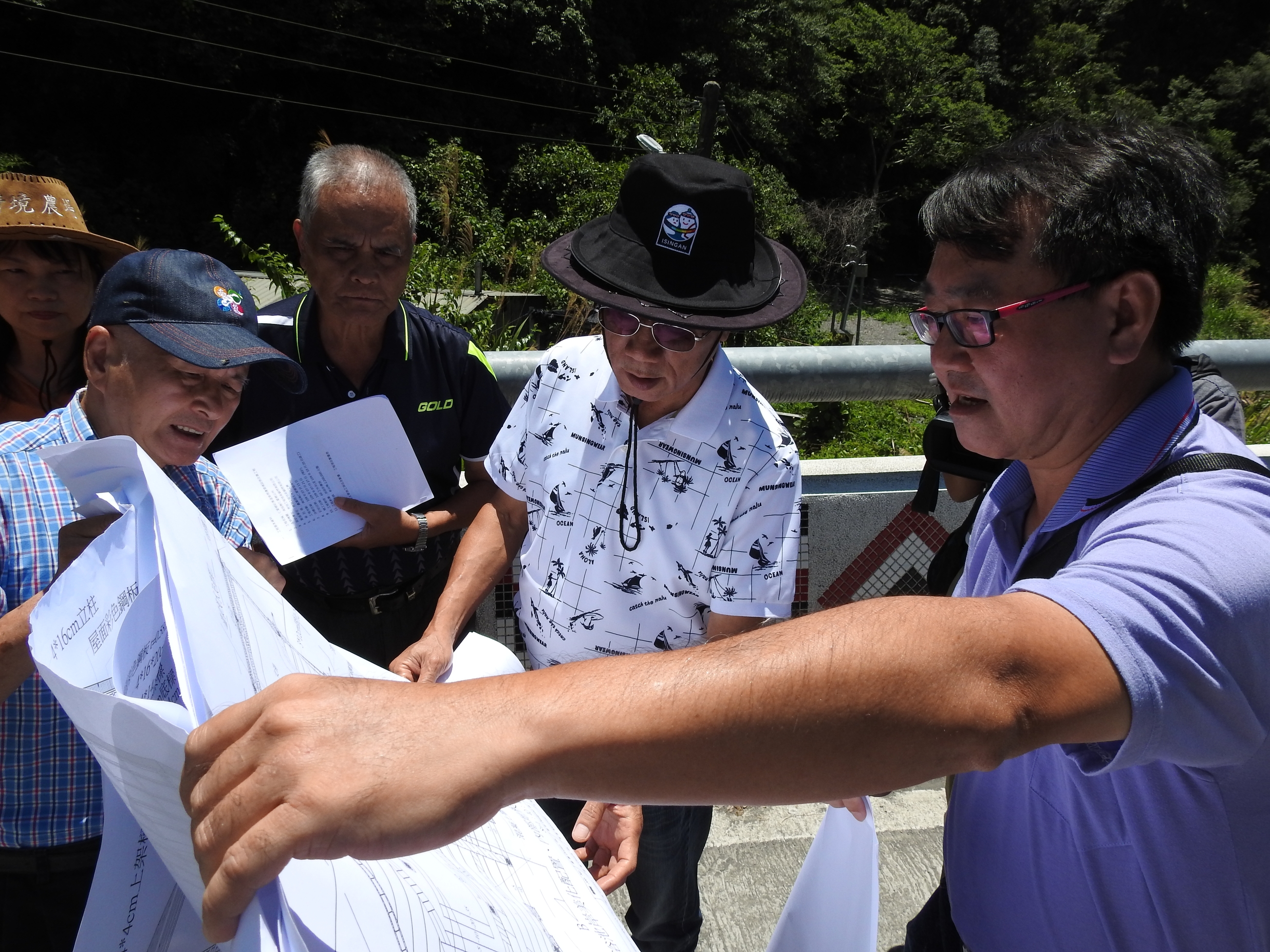 相關圖片4-林縣長半天馳騁250公里 敲定改善仁愛鄉步道、排水及農路