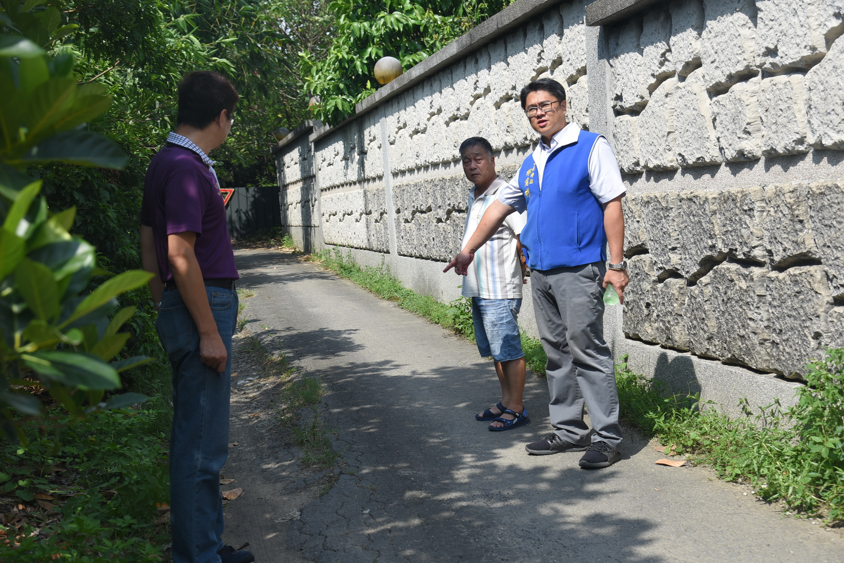 相關圖片1-竹山田東路坡道急彎路段危險 林縣長會勘籌百萬經費改善
