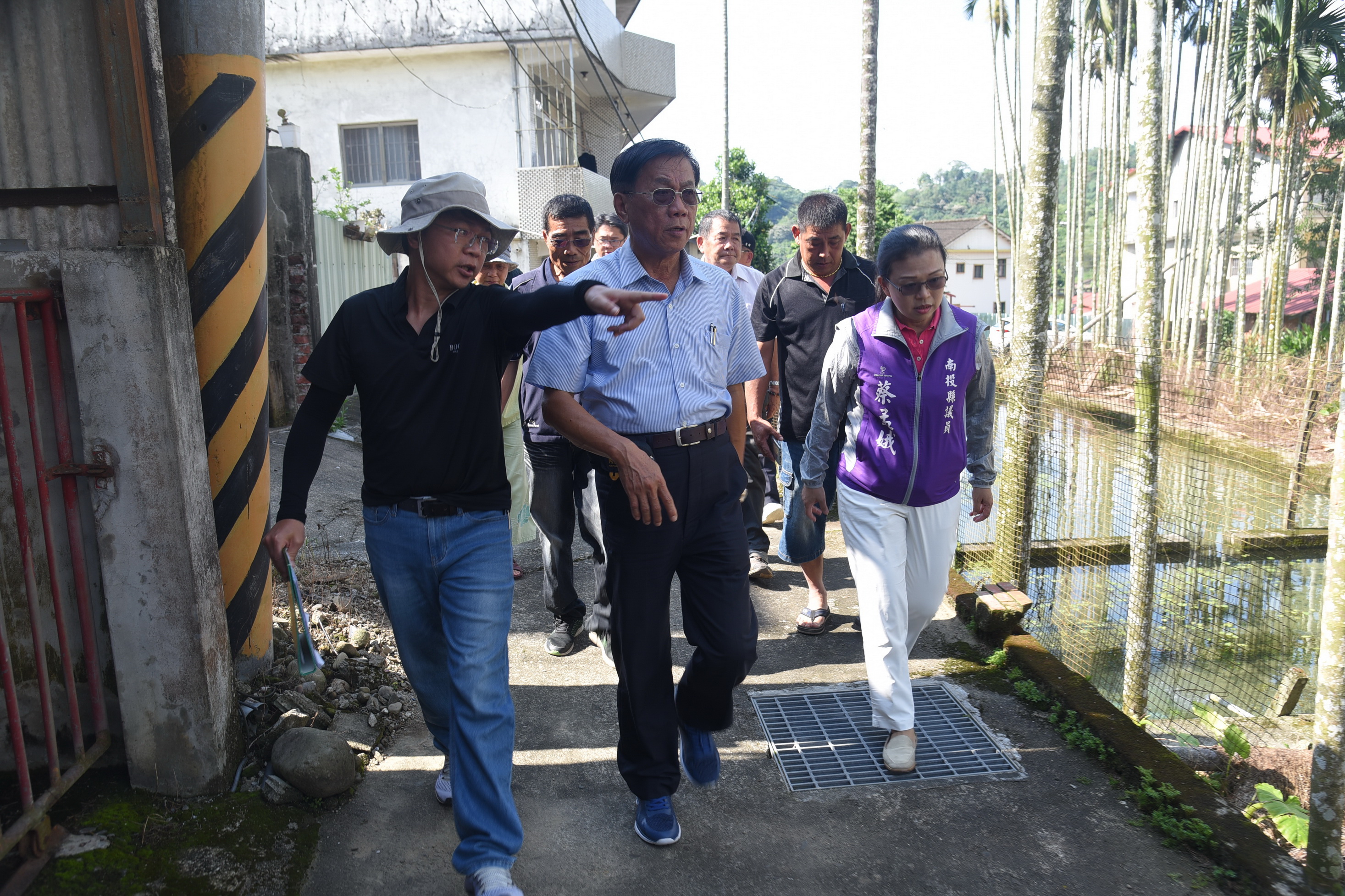 相關圖片3-竹山田東路坡道急彎路段危險 林縣長會勘籌百萬經費改善