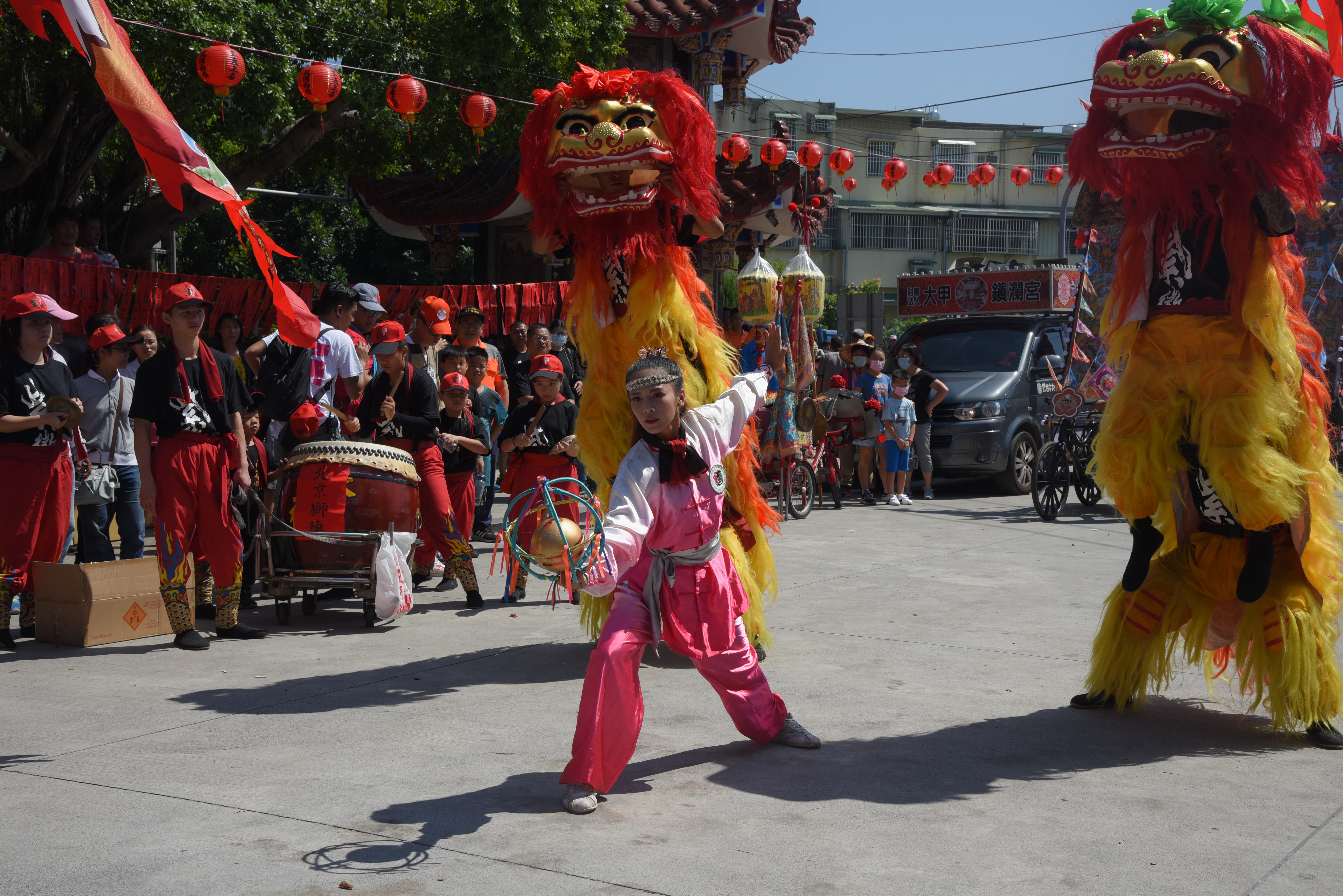 相關圖片1-10月10 日　　媽祖草屯遶境