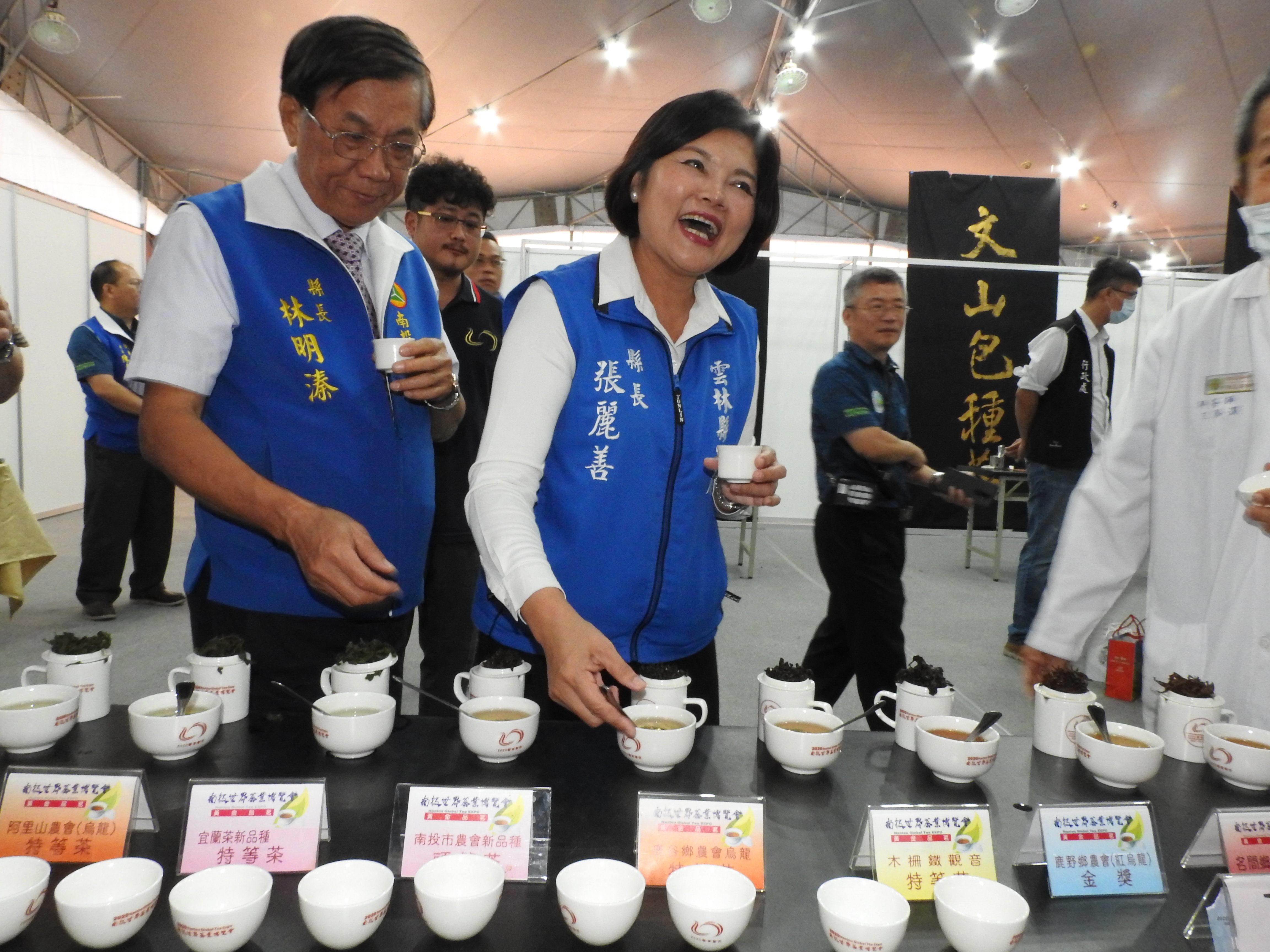 相關圖片2-雲林縣長張麗善率團訪南投世界茶業博覽會 大讚雲林好茶也受惠