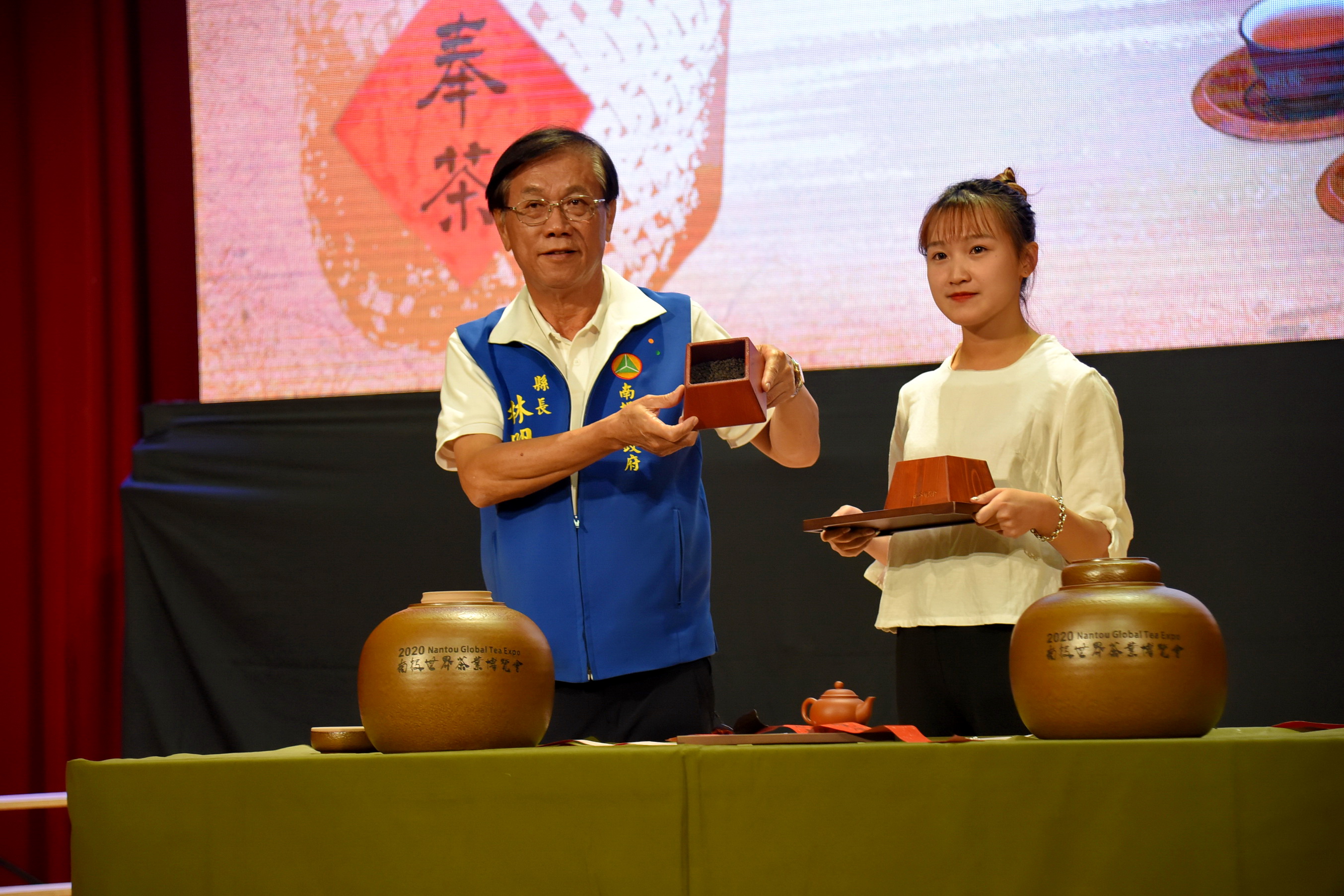 相關圖片1-72萬遊客樂逛茶博 好茶巧咖創意吸金1.7億元佳績