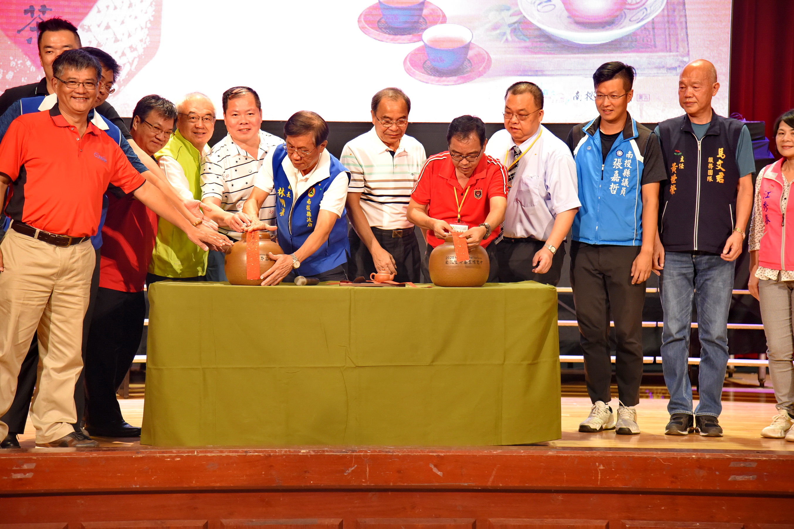 相關圖片2-72萬遊客樂逛茶博 好茶巧咖創意吸金1.7億元佳績