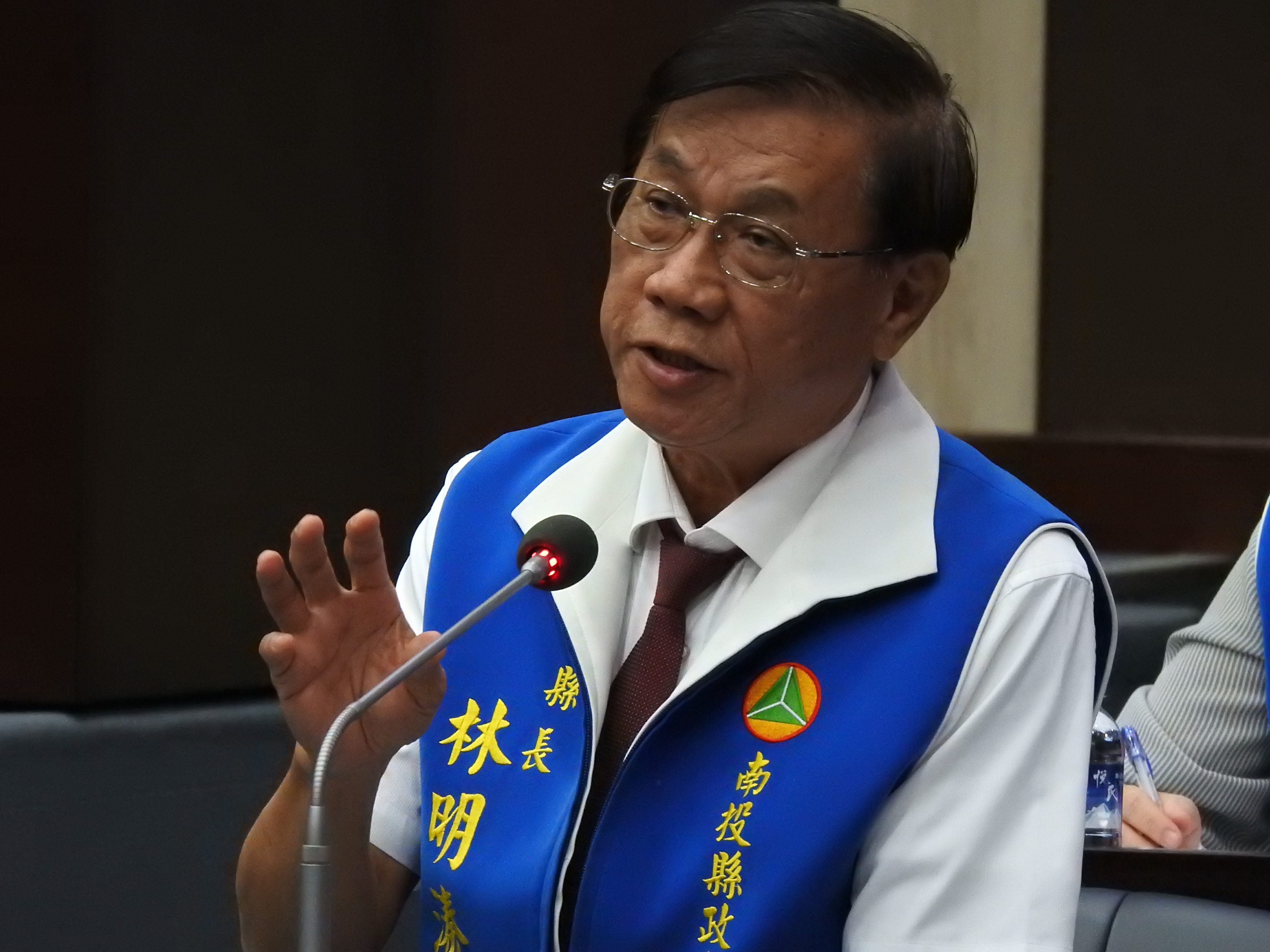 圖片-敬老愛心卡擴大功能 南投縣積極推動「小黃公車」