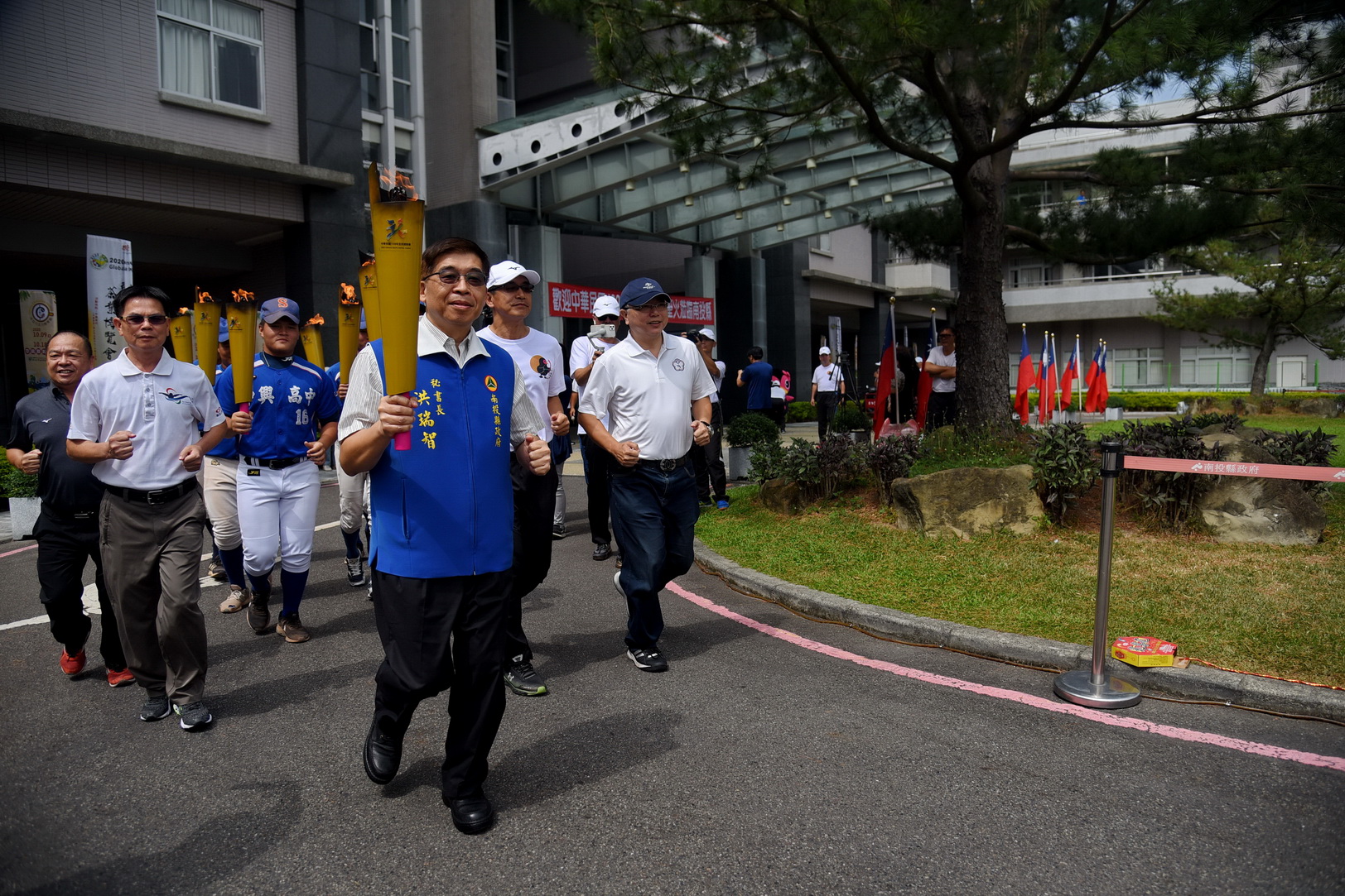 other image4-The Flame of Citizens Sports Games Carried to Nantou. Secretary-General Hung Expresses his Wish for Greater Results, Oct 7
