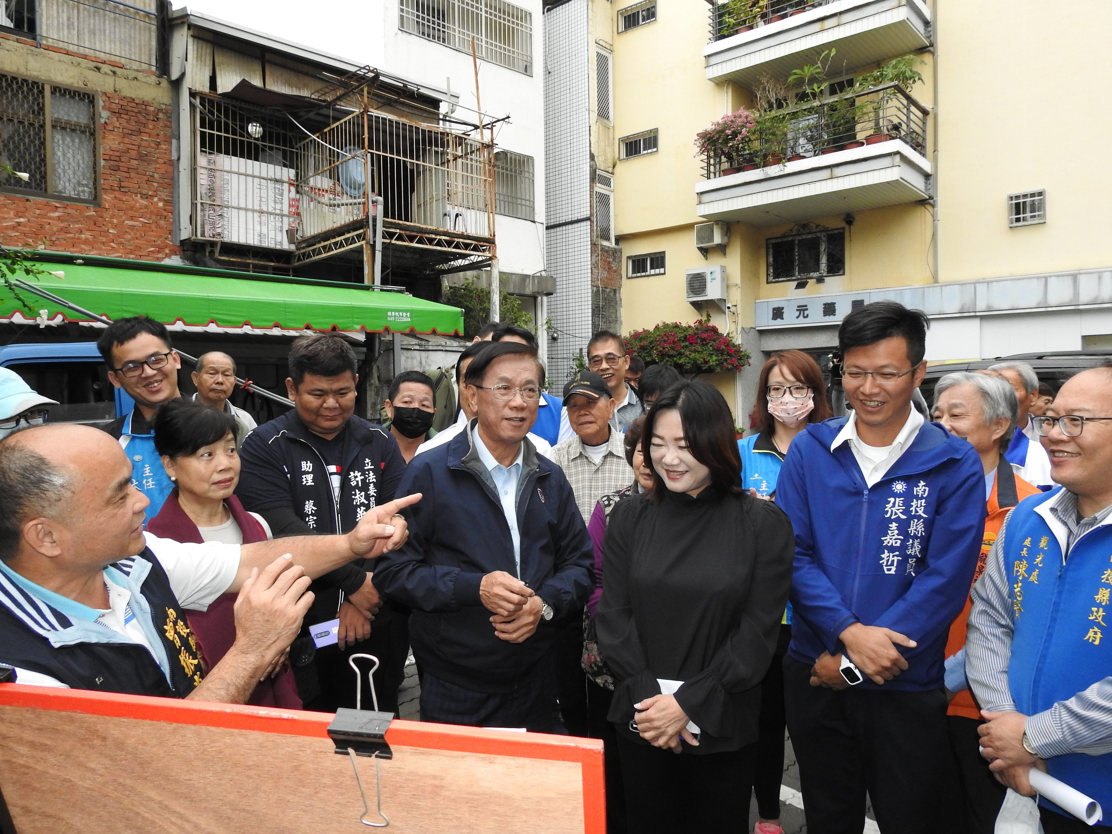 相關圖片3-隱藏鬧區巷弄的龍泉阿嬤洗衣場 林縣長會勘助湧泉展新風華