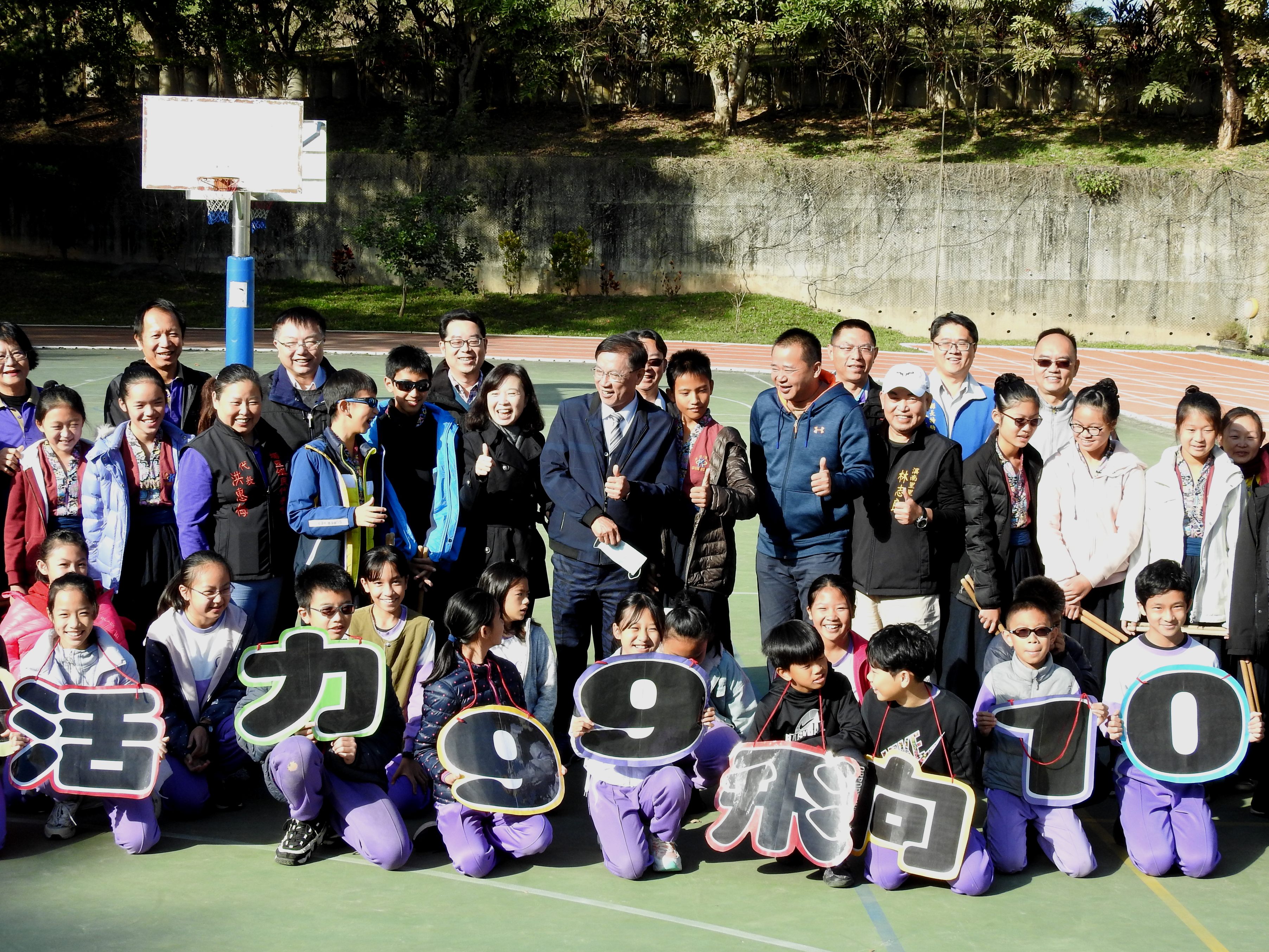 相關圖片4-「超齡」跑道林縣長允砸500萬更新 溪南國小喜迎百年校慶