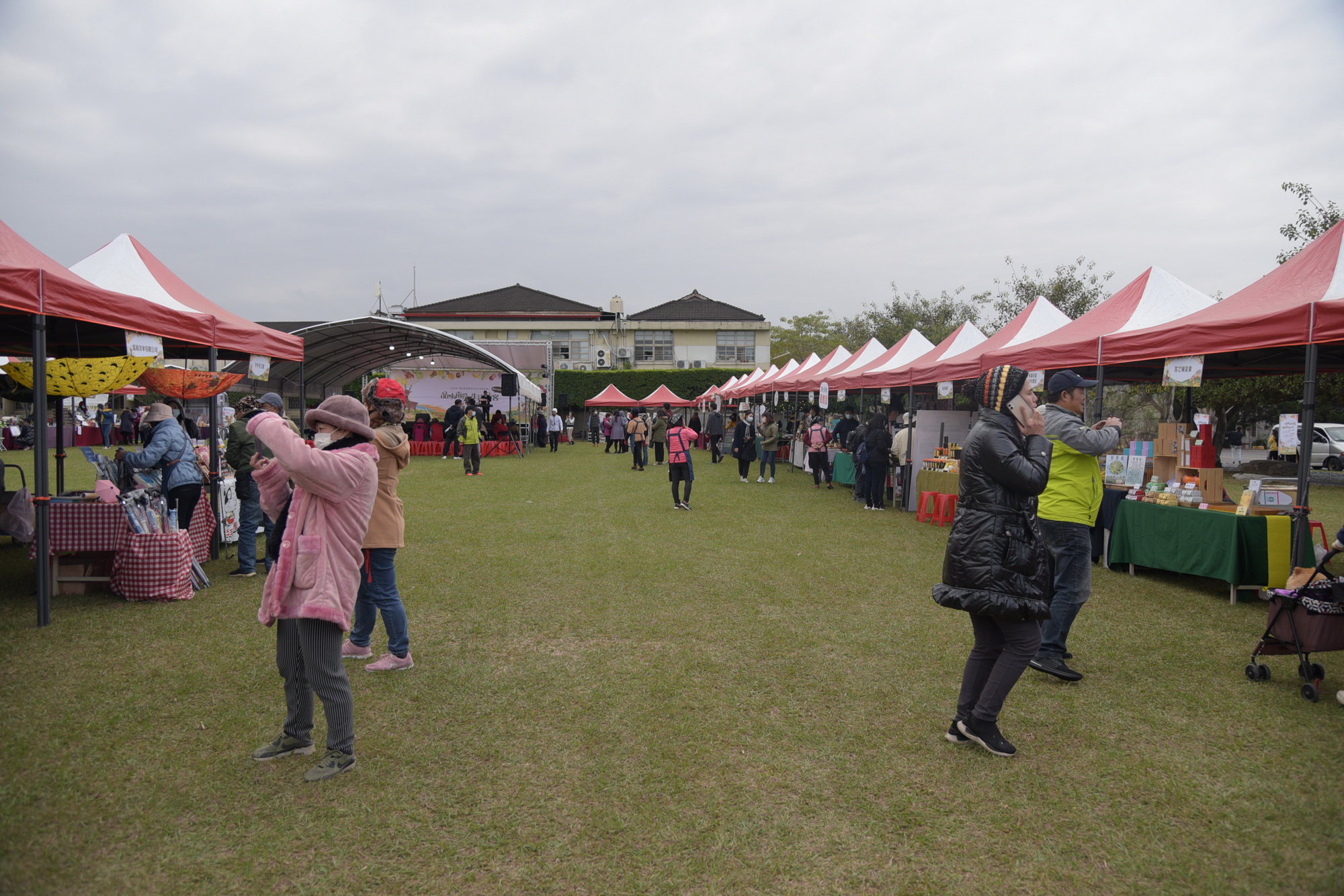 相關圖片4-投縣農村產業成果發表暨金牌農村競賽 林縣長頒獎表揚