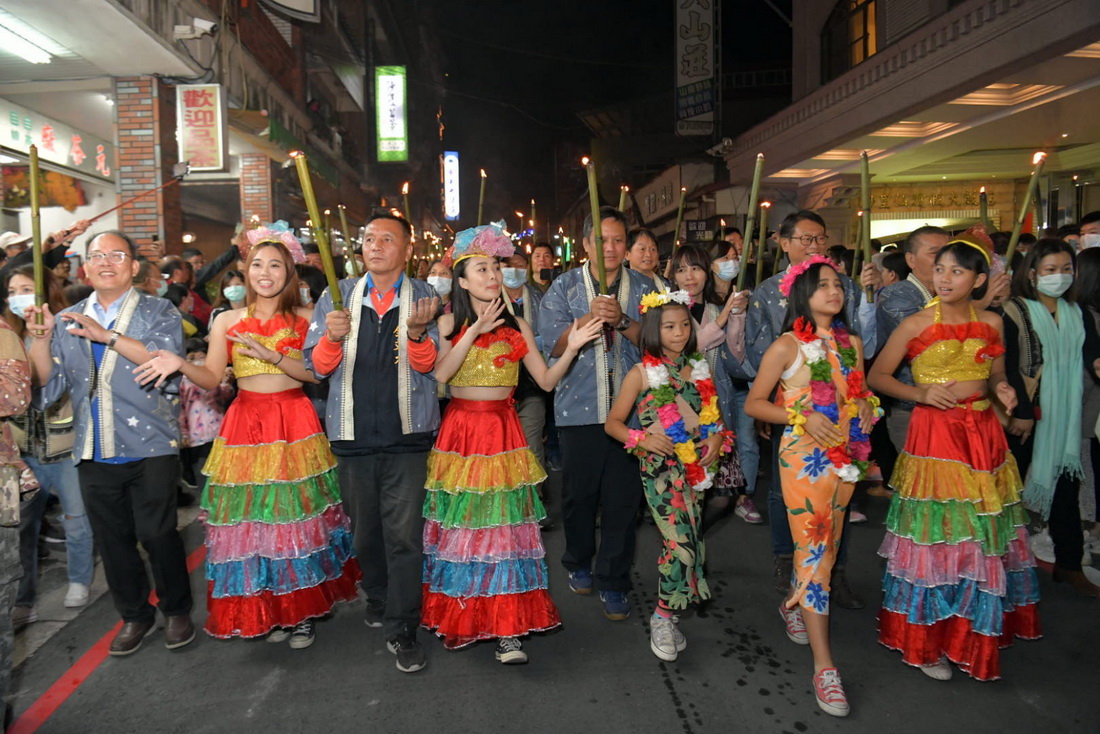 other image2-Legend of the White Deer in the Hot Springs Festival, a new image of Dong pu, Nantou County, December 5