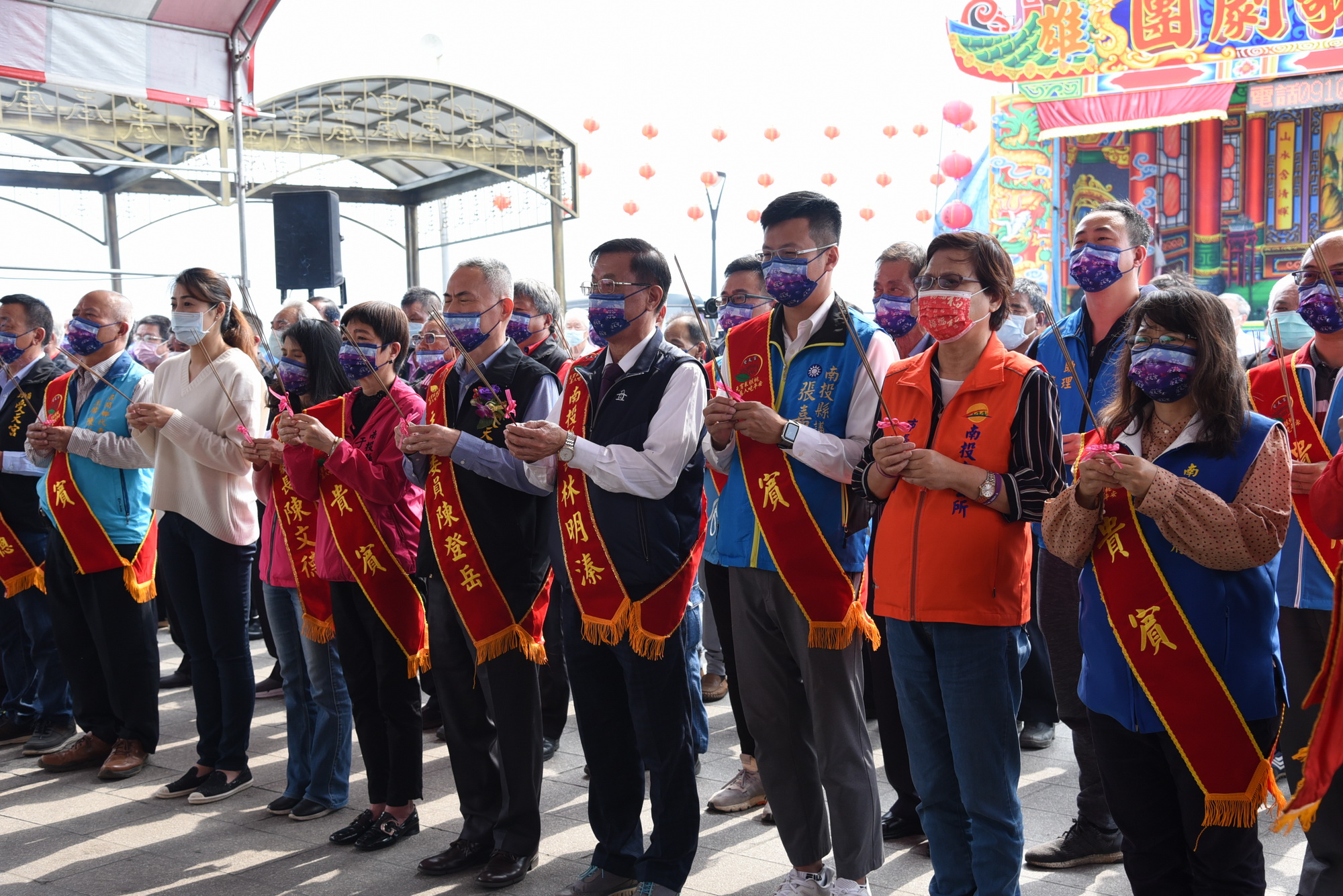 other image1-Eating peach-shaped rice cakes symbolizing safety, County magistrate Lin kicks off the unveiling ceremony, February 26