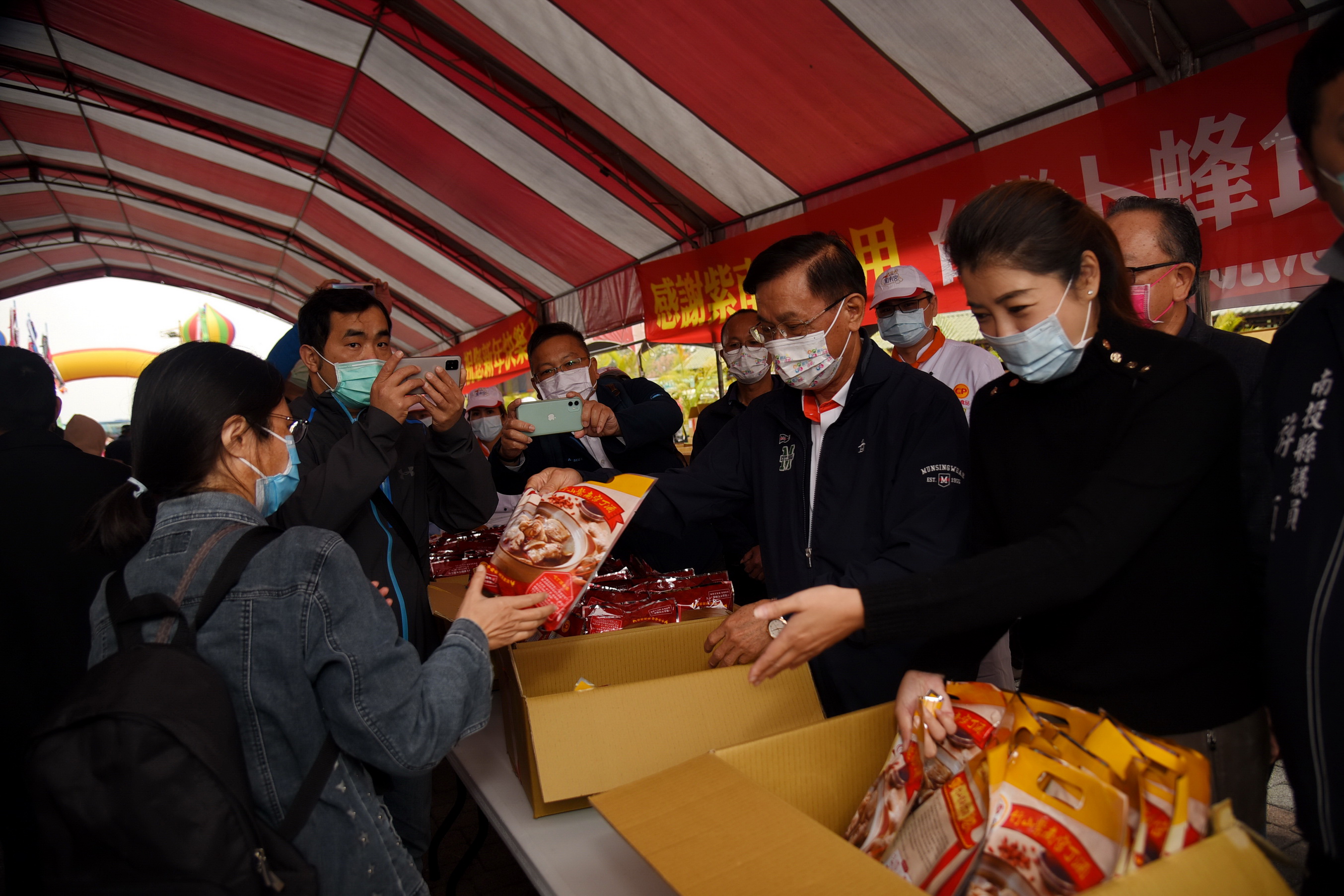 News images-The Zinan Temple ‘Chih Ting Chiu, Chih Ping An’ event keeps in line with pandemic prevention, 80,000 people receive Ting Chiu meal kits, February 27
