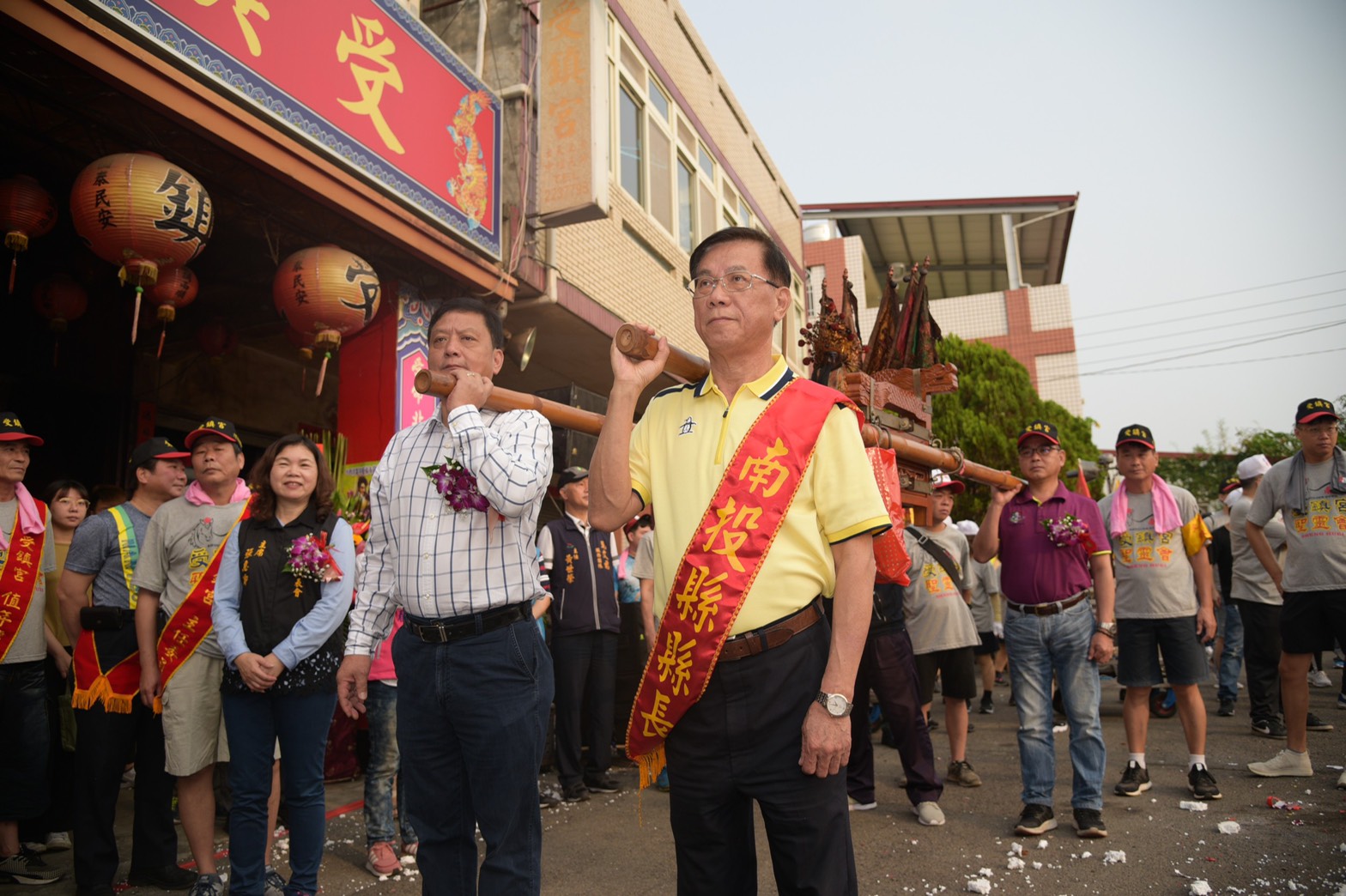 圖片-受鎮宮徒步巡香活動  林縣長祈求國泰民安