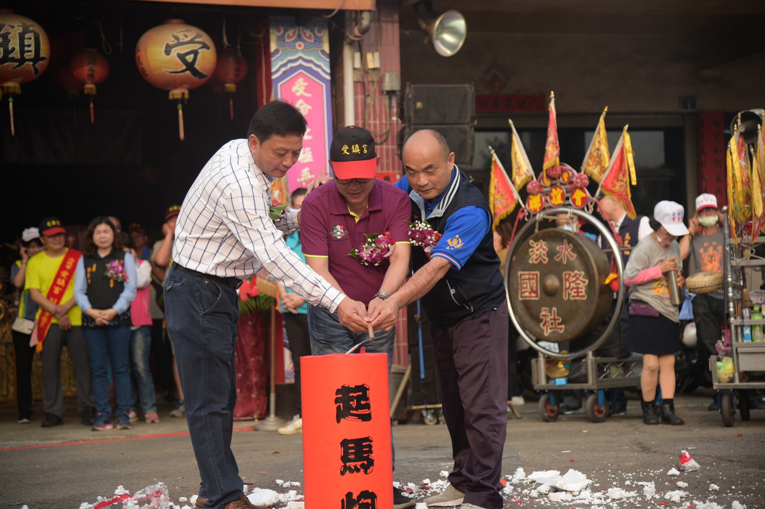 相關圖片3-受鎮宮徒步巡香活動  林縣長祈求國泰民安