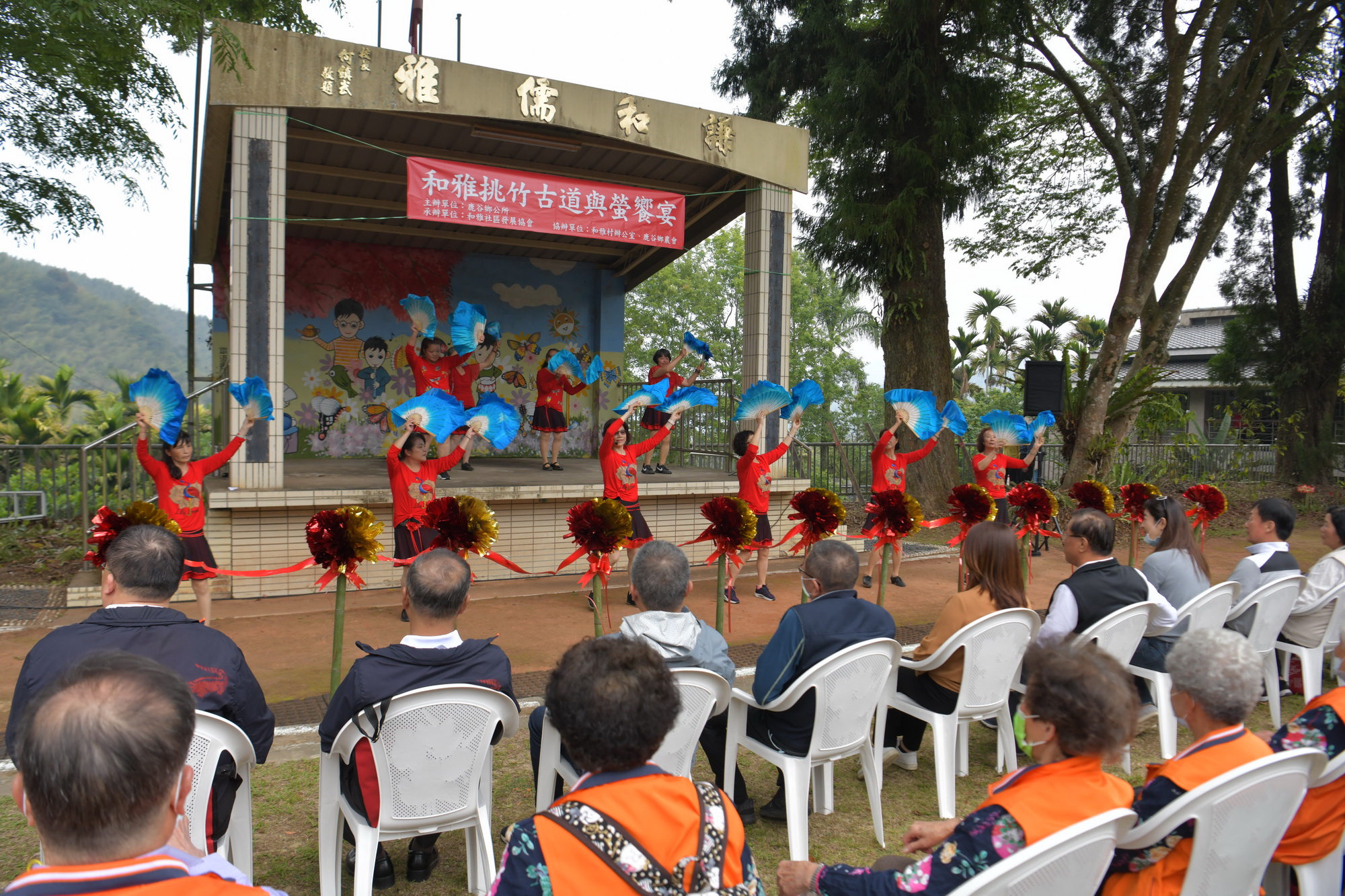 相關圖片2-挑竹古道與螢饗宴開幕　逾400位民眾共襄盛會