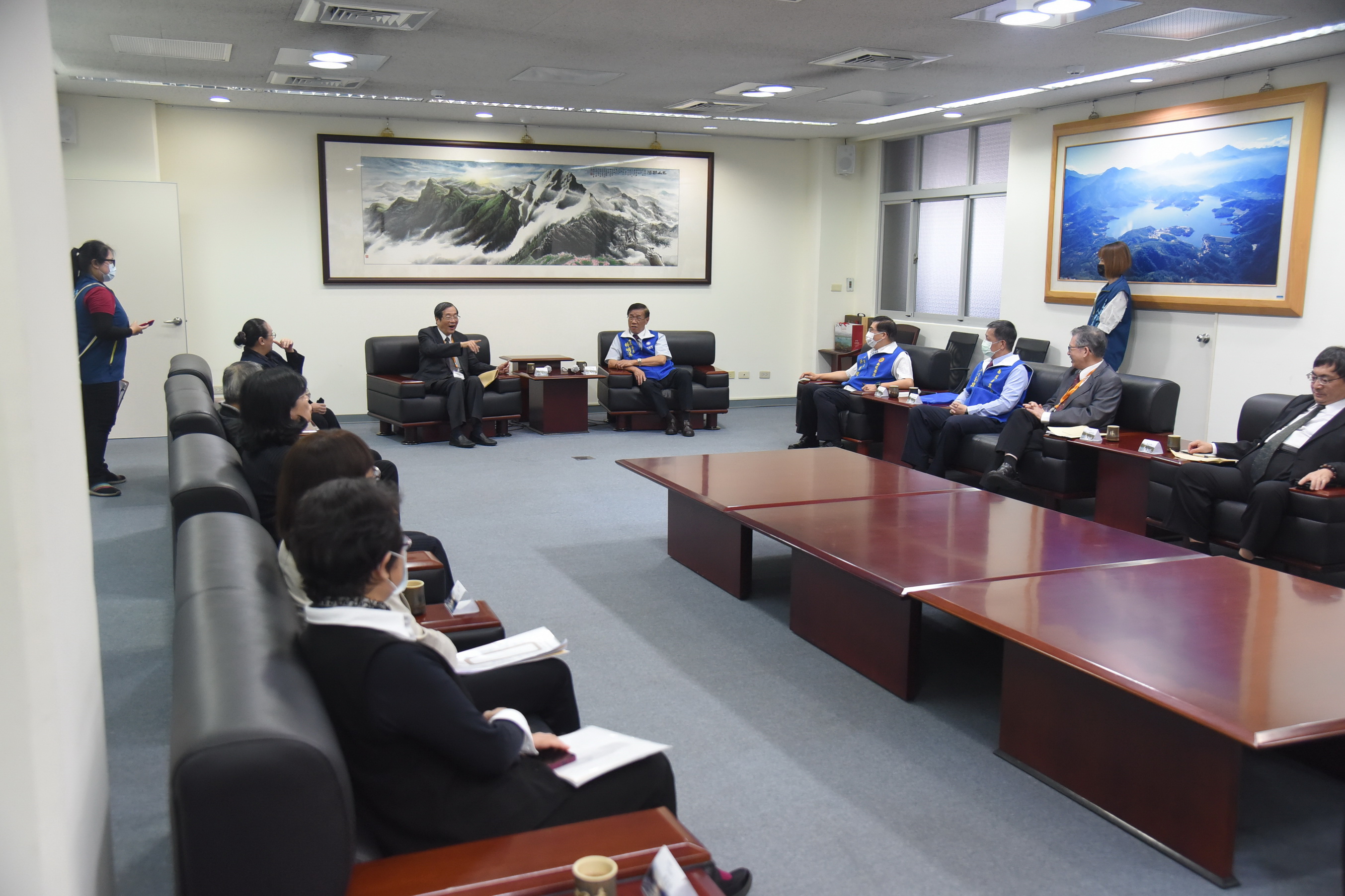 相關圖片1-考試委員下鄉座談 林縣長盼精進原民考銓保訓業務