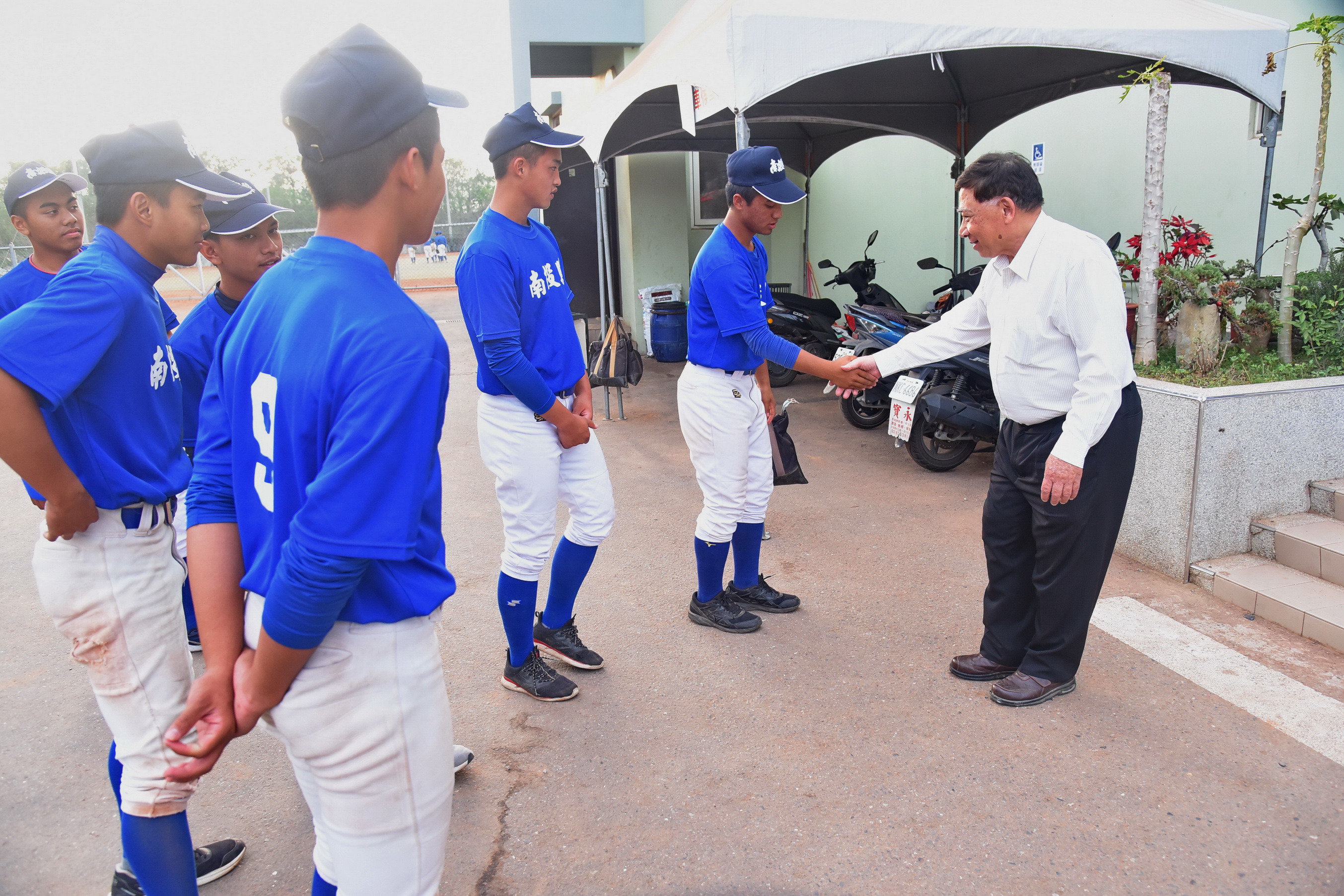 other image4-Nantou makes a triumphant return from the Indigenous Games Junior League Championships,  Deputy County Magistrate Chen gives commendations, March 19